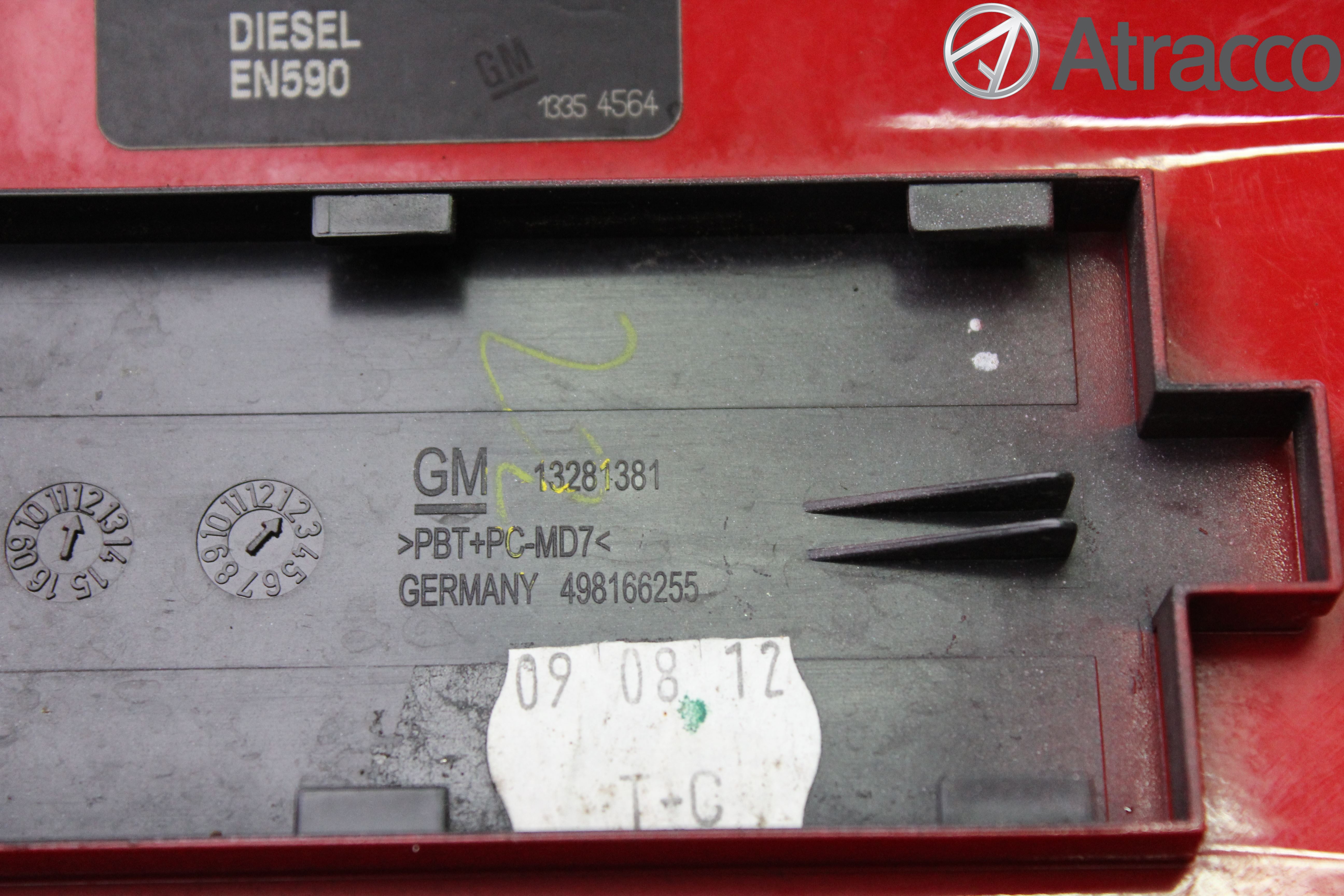 Opel ASTRA J 10-15 Tanklucka