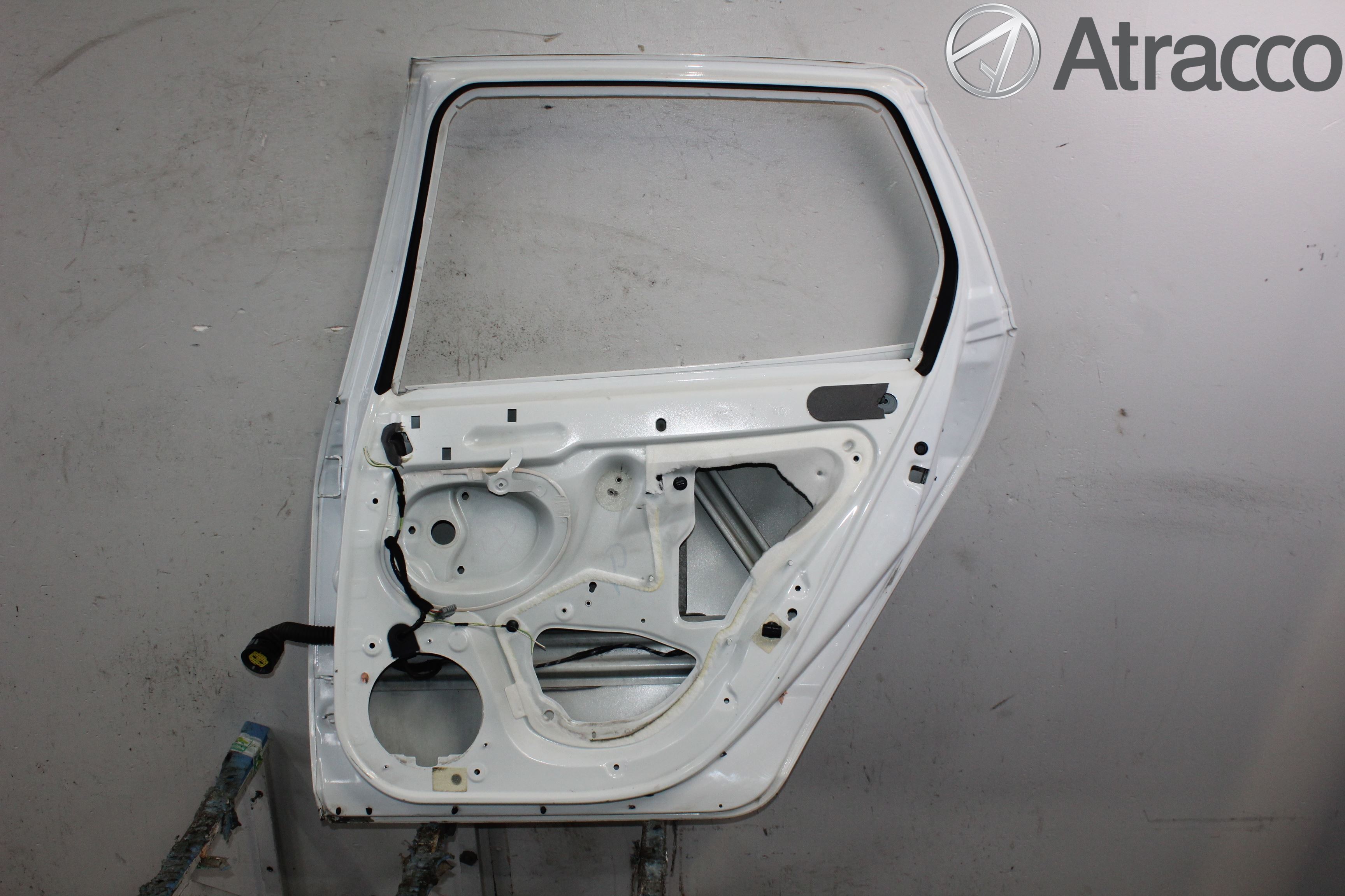 Peugeot 407 Dörr Bak Höger