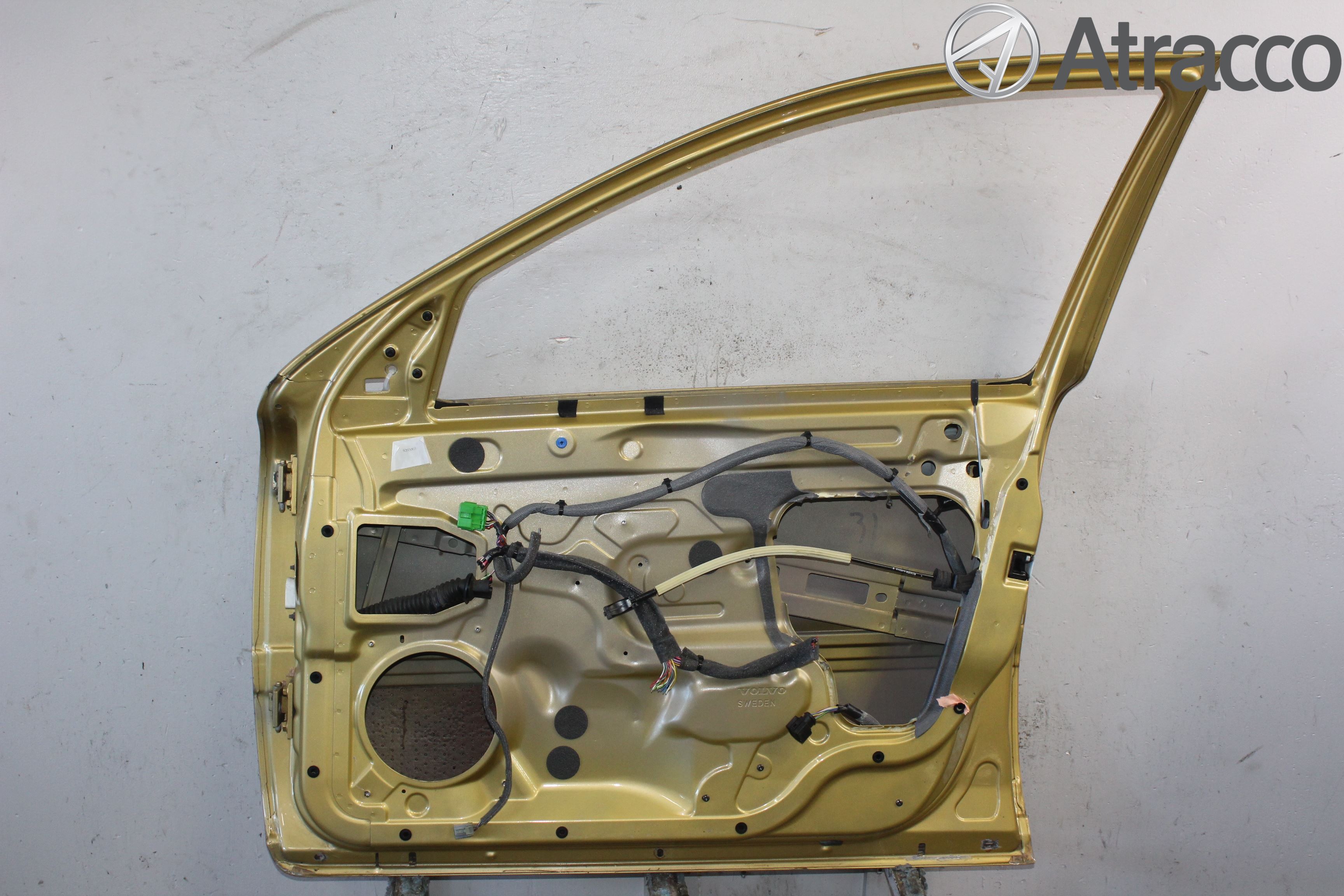 Volvo S60 01-04 Dörr Fram Höger