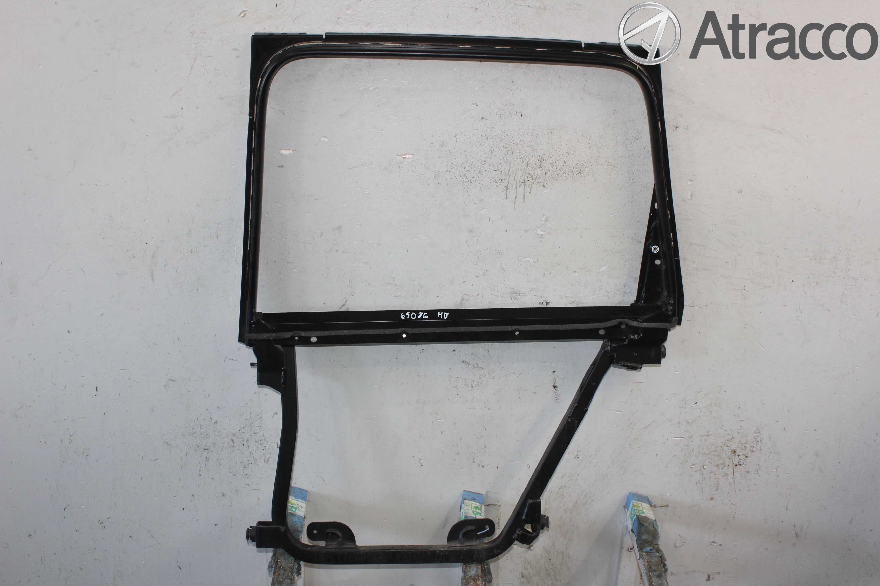 Porsche CAYENNE 03- Dörruteram