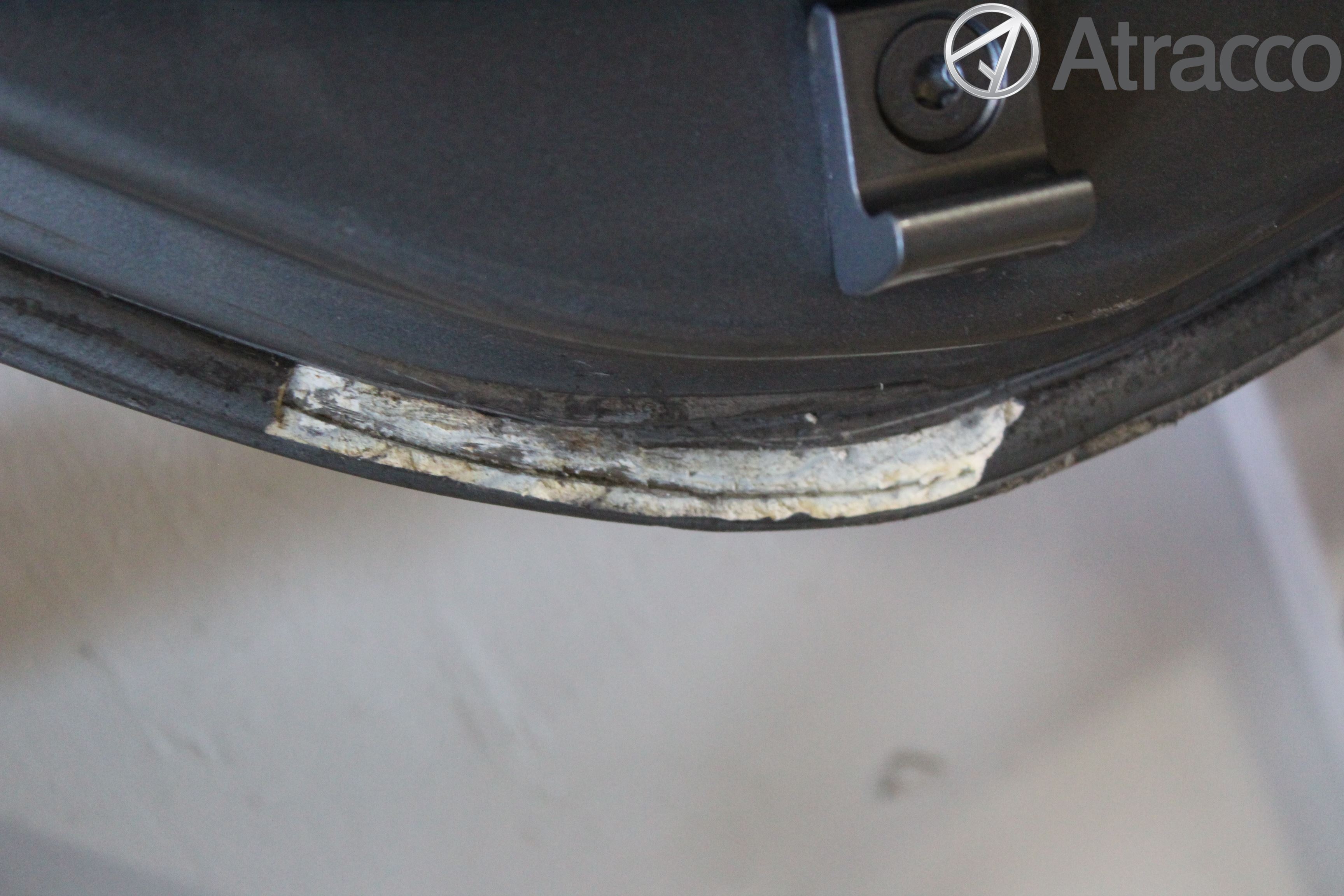 BMW 5 E60/61 Sed/Tou 02-10 Dörr Bak Vänster