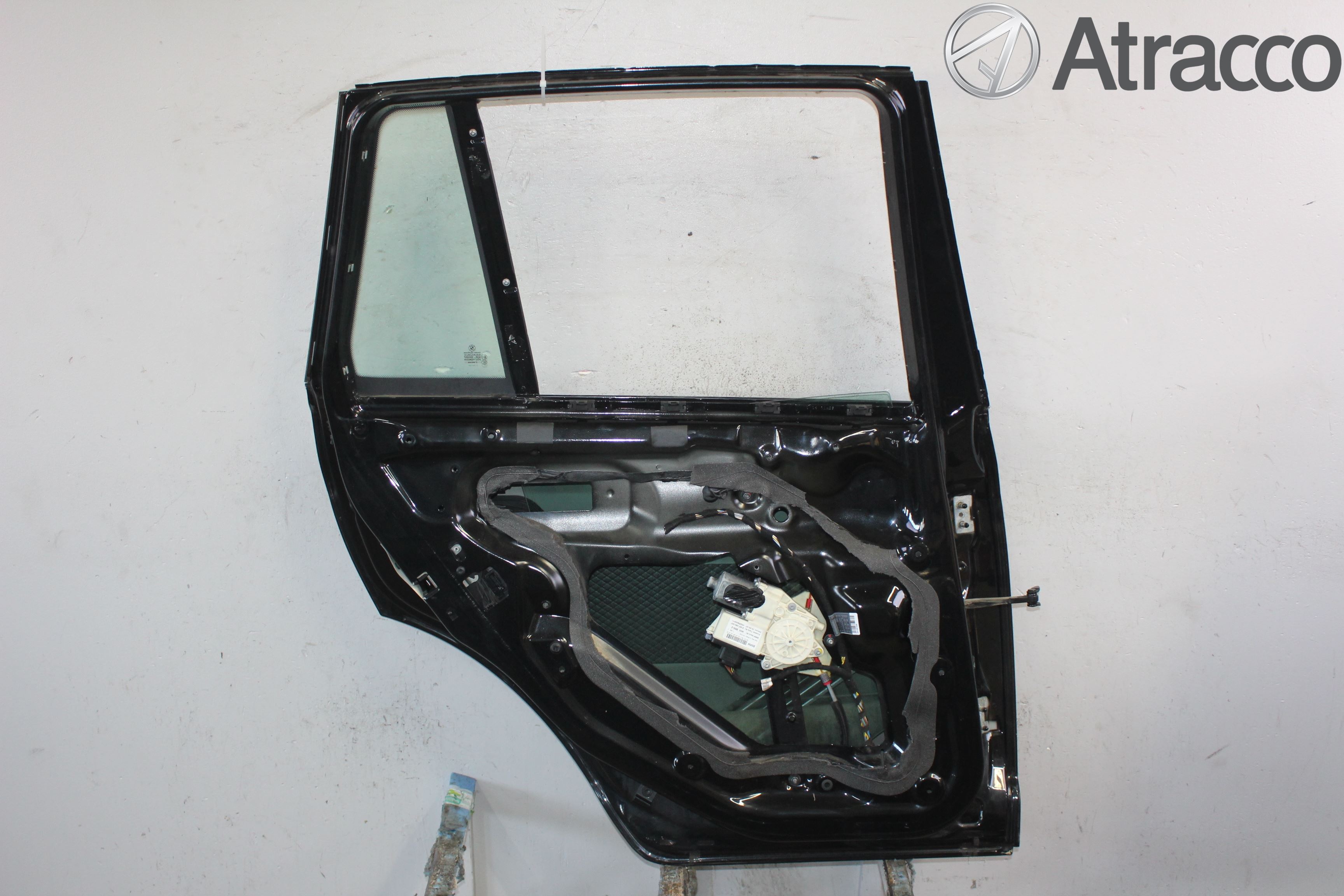 BMW X3 E83     03-10 Dörr Bak Vänster