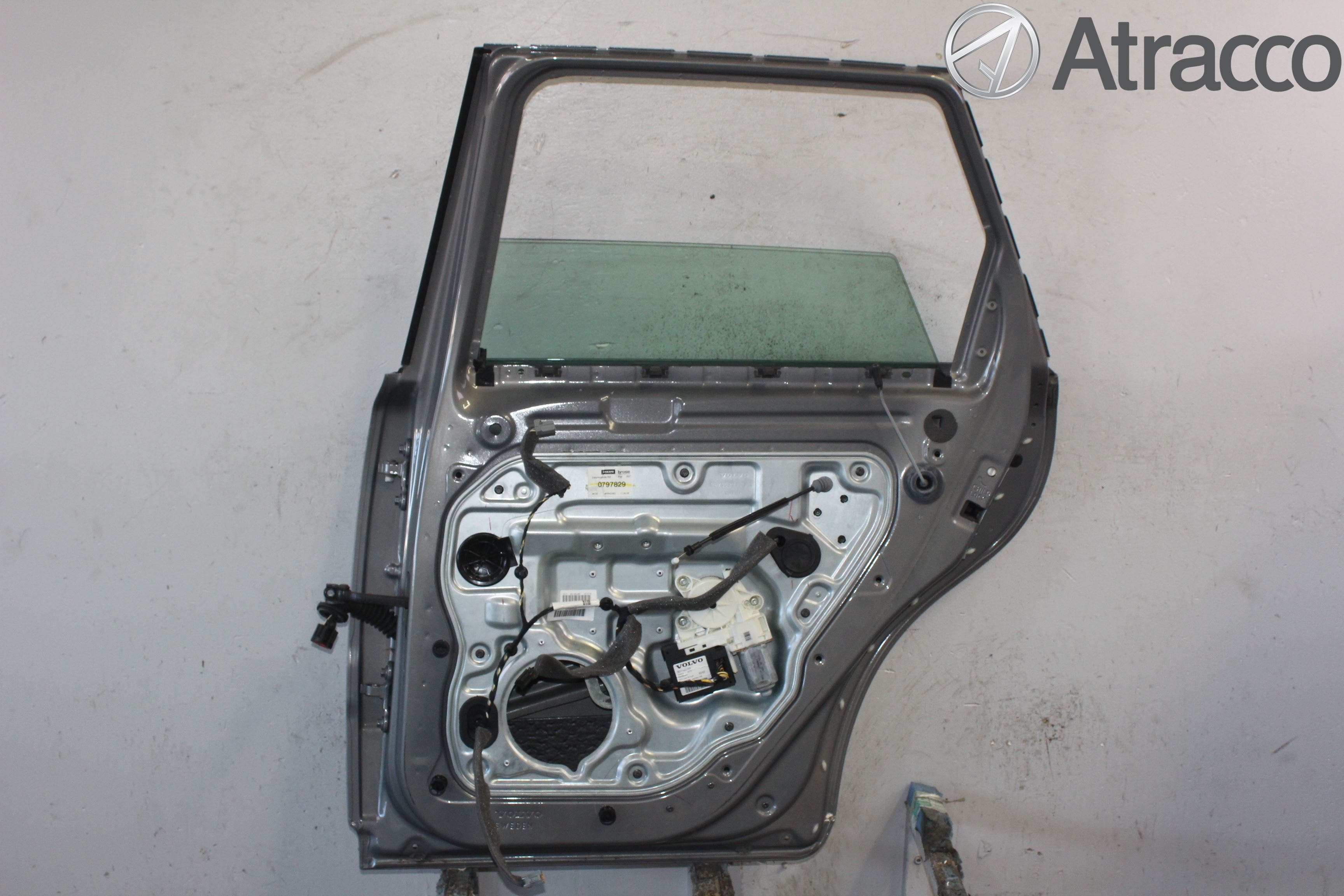 Volvo V50 04-07 Dörr Bak Höger