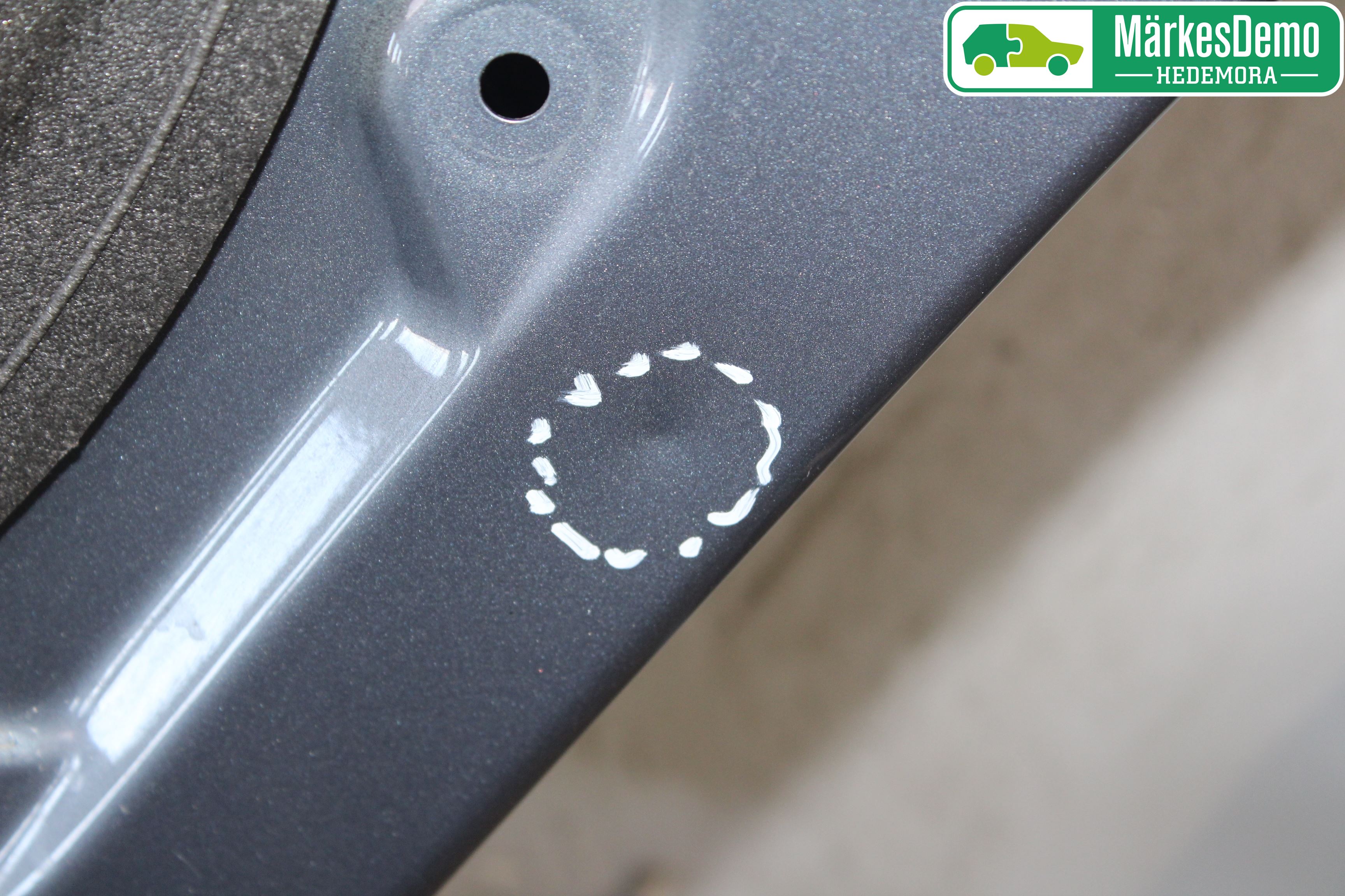 BMW 1 E87/81 5D/3D 03-11 Dörr Bak Höger