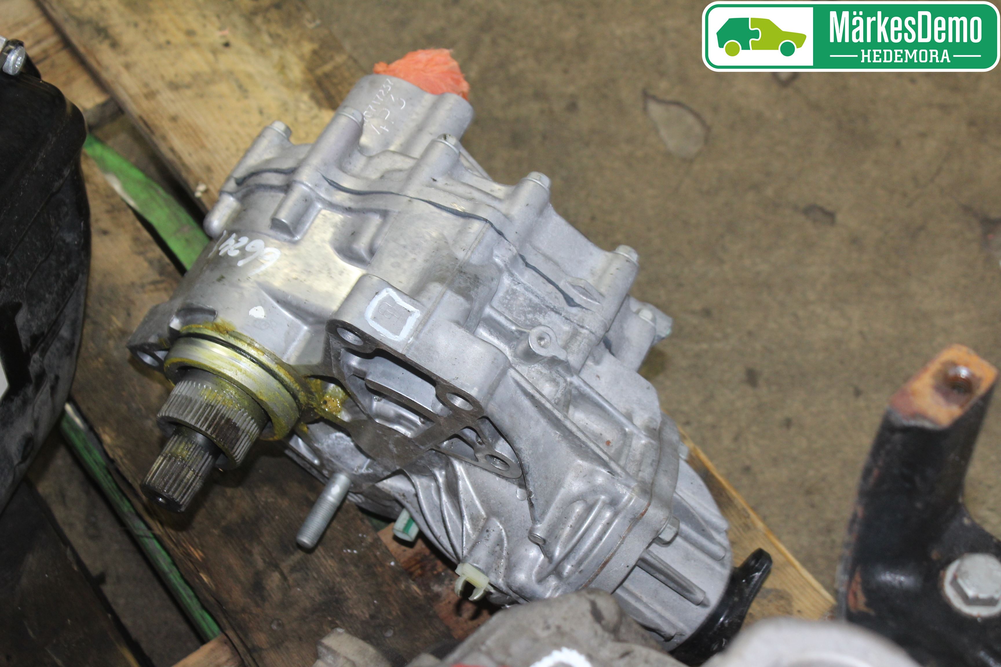 Suzuki VITARA 15- Växel Fördelningslåda