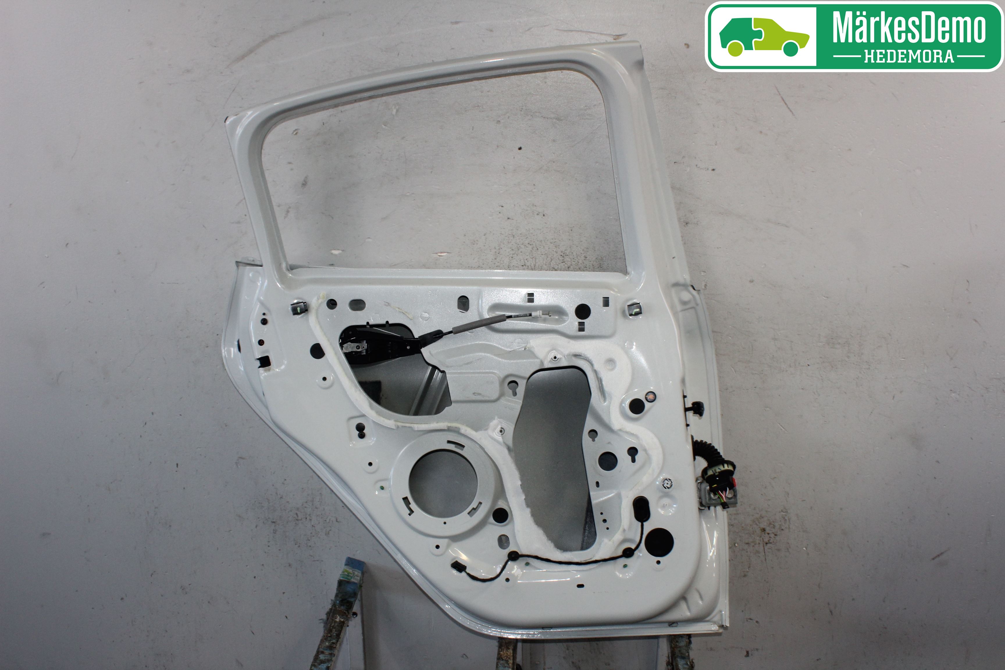 Peugeot 208 12-15 Dörr Bak Vänster