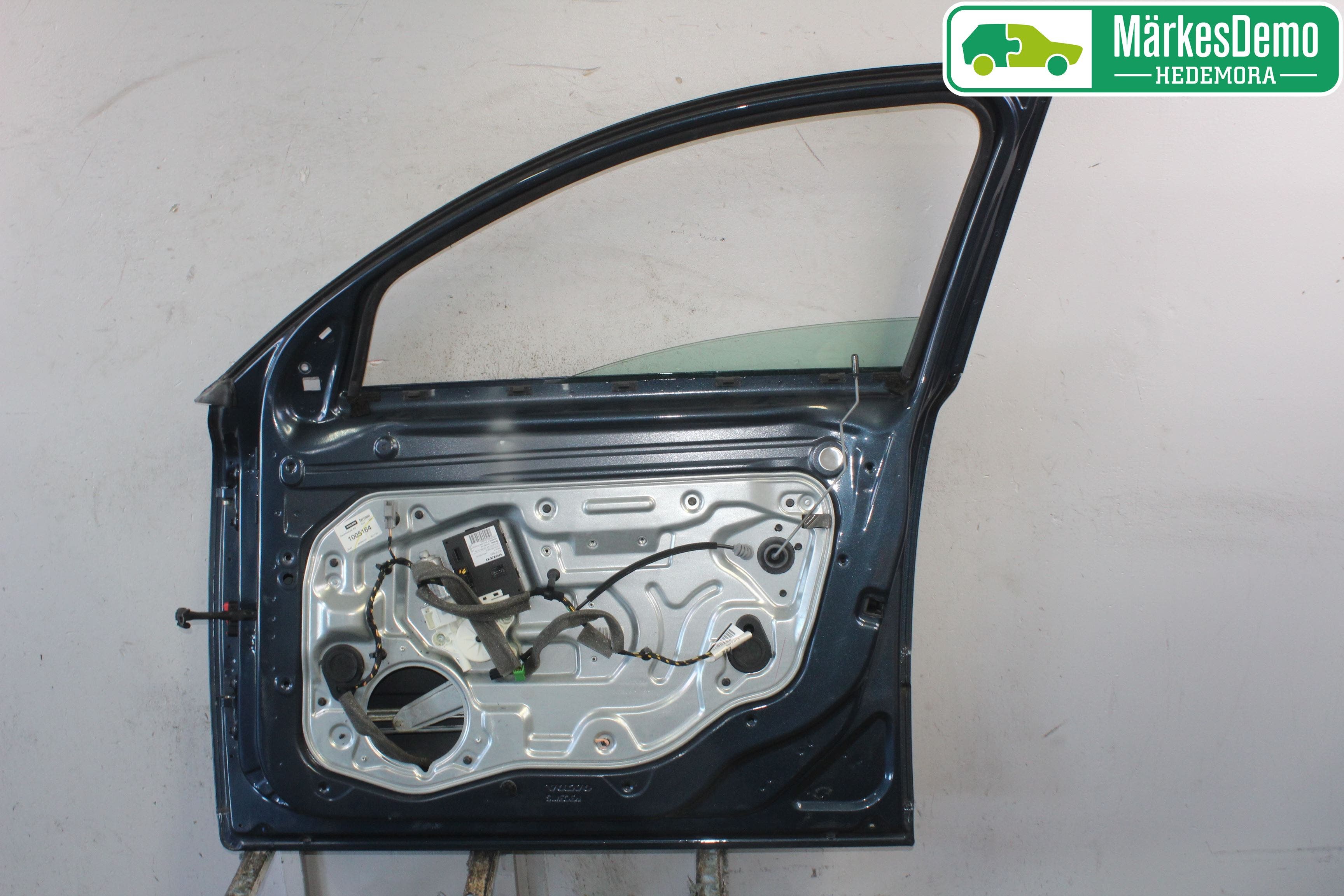 Volvo S40 04-07 Dörr Fram Höger