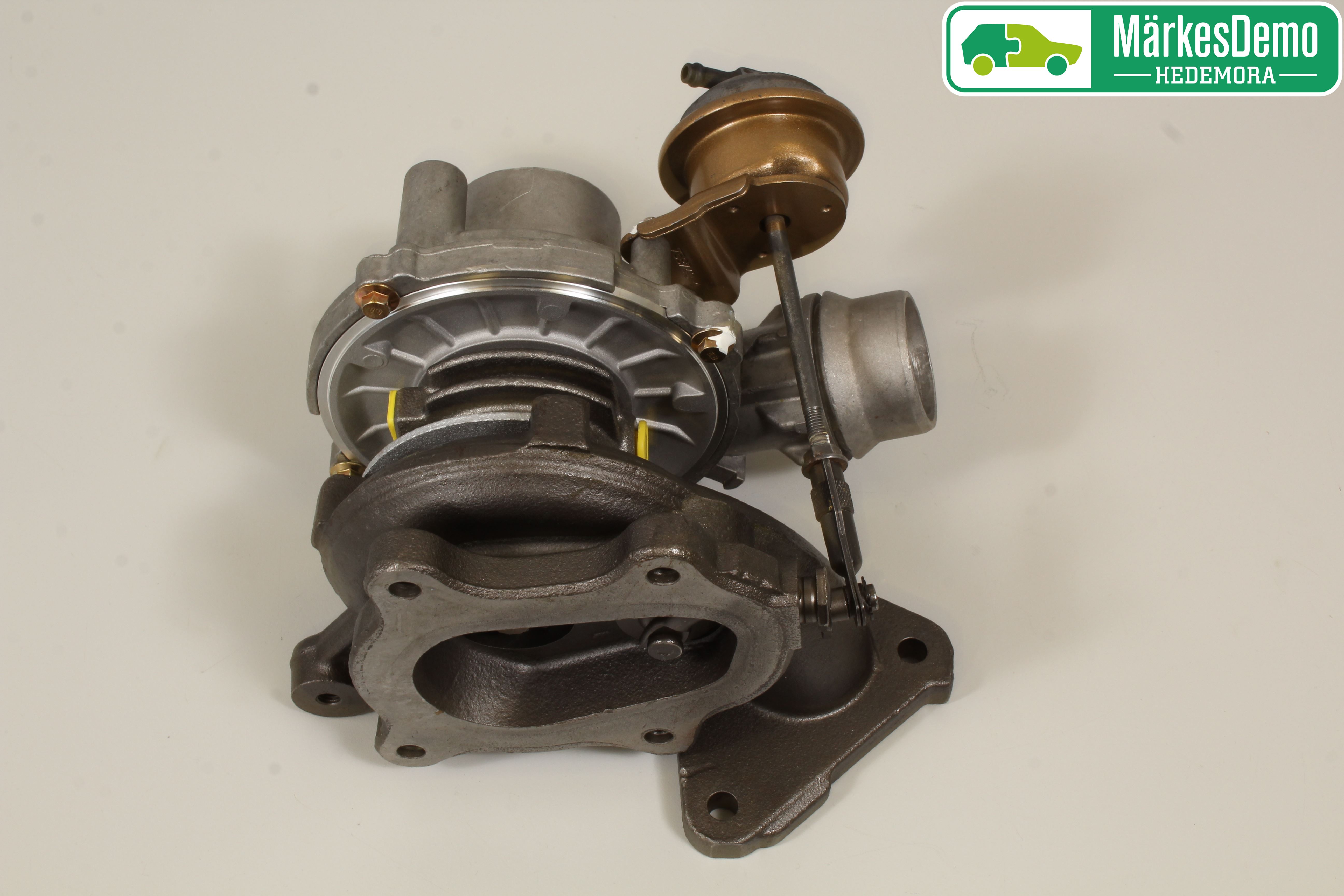 Nissan INTERSTAR 02-11 Turboaggregat