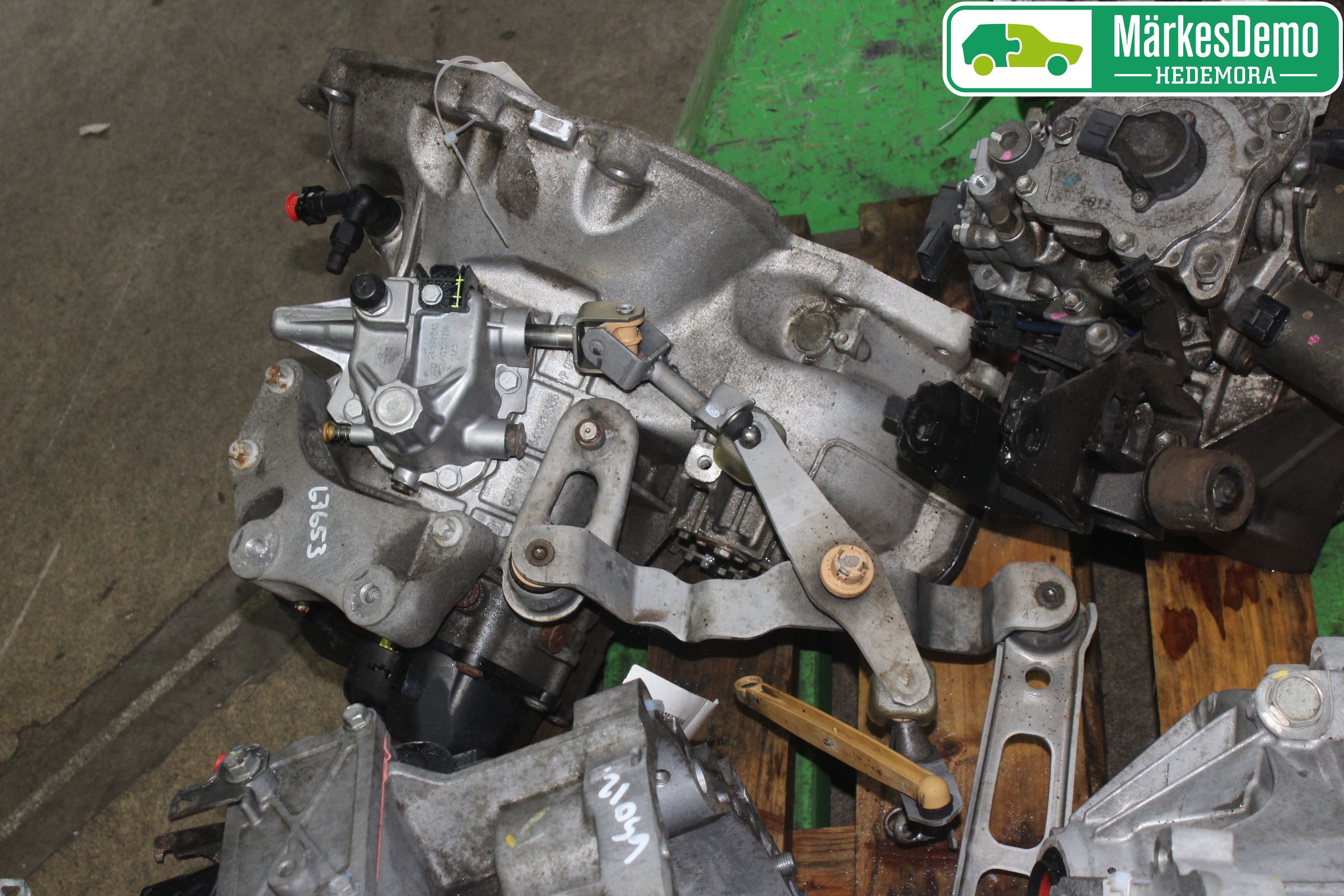 Opel CORSA D 07-14 Växellåda Man 5 Vxl