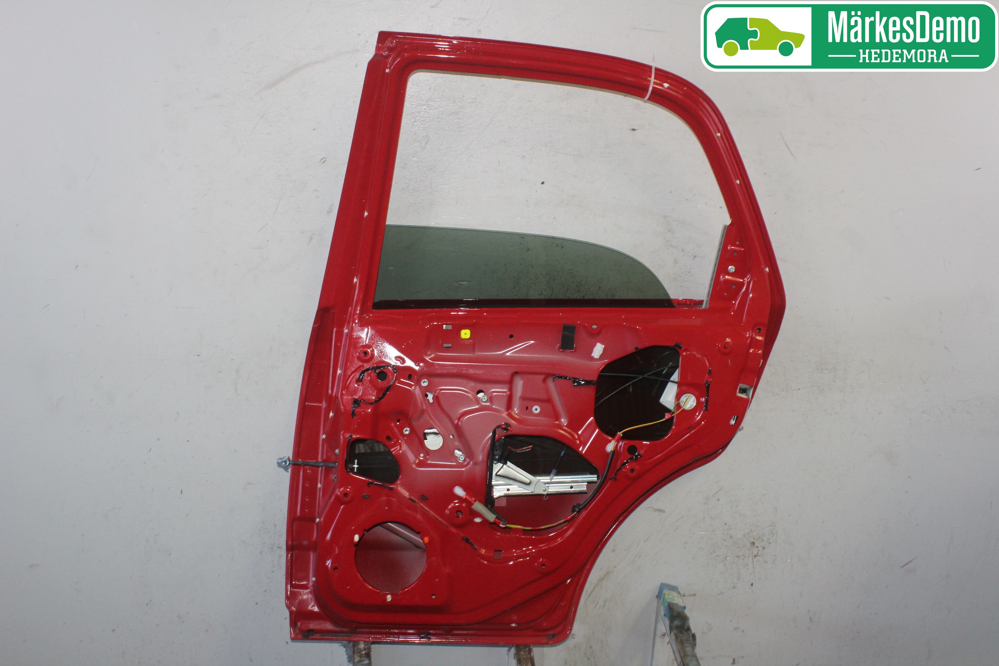 Suzuki SX4 10-13 Dörr Bak Vänster