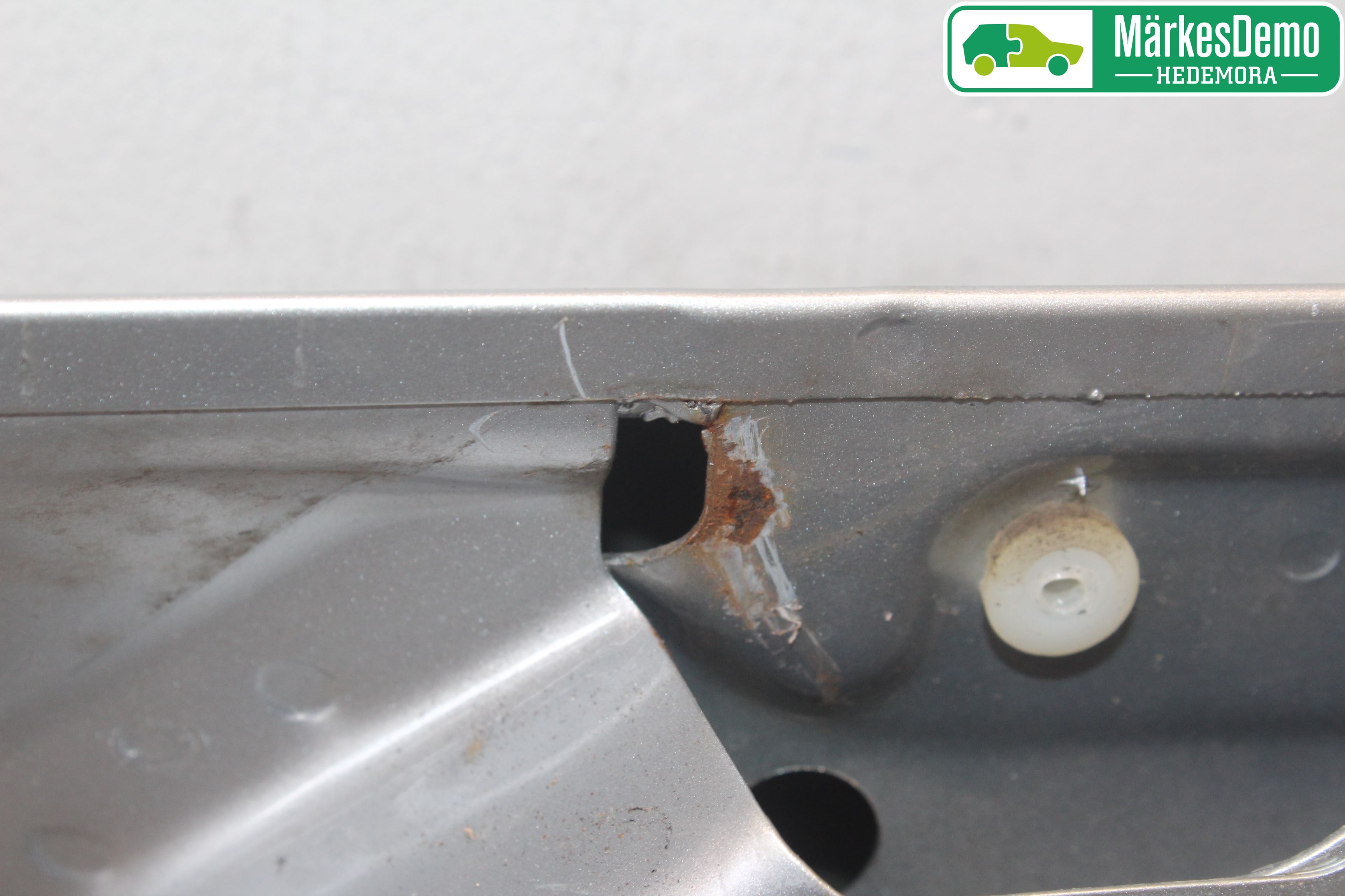 Subaru IMPREZA II  03-05 Dörr Bak Vänster