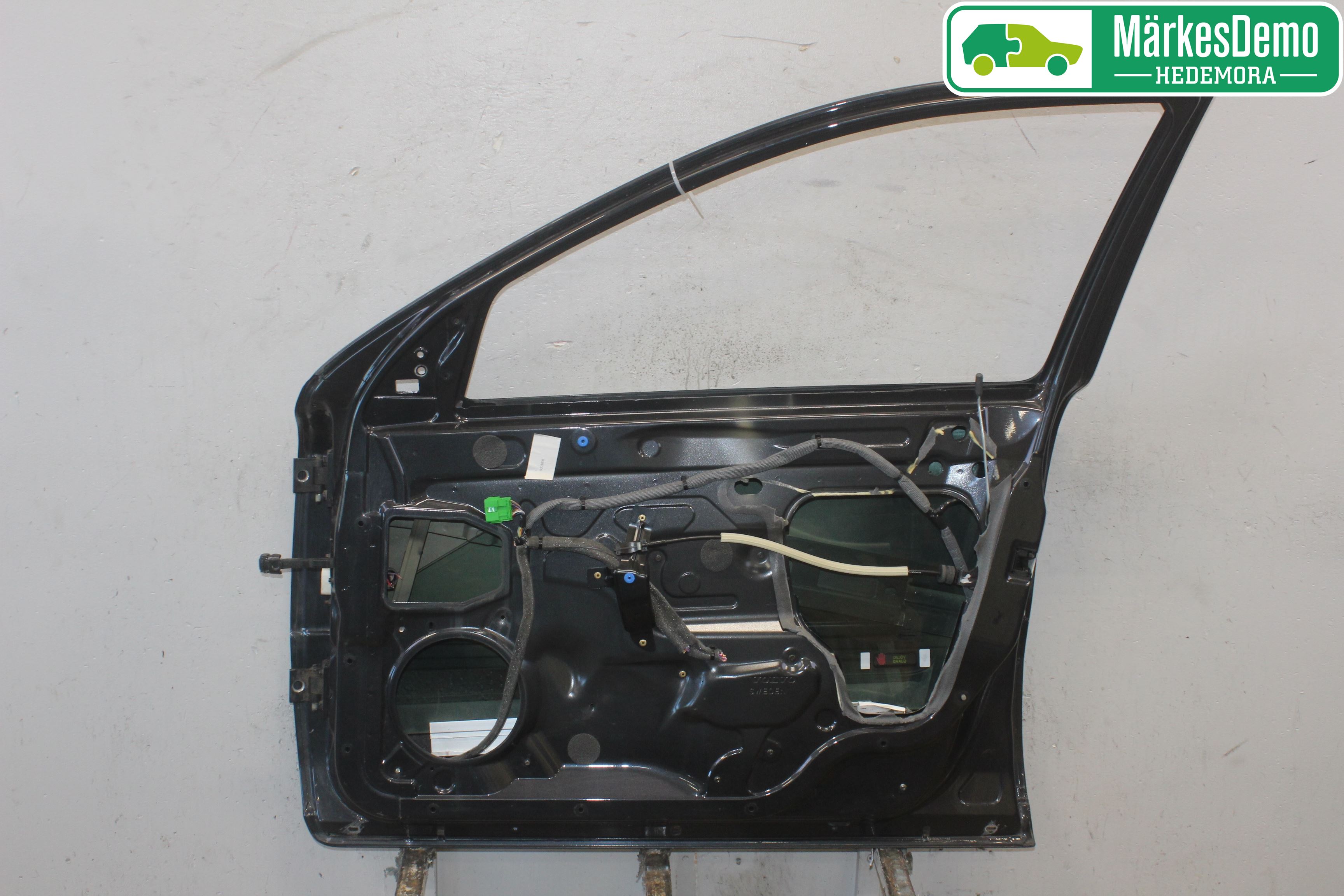 Volvo S60 01-04 Dörr Fram Höger