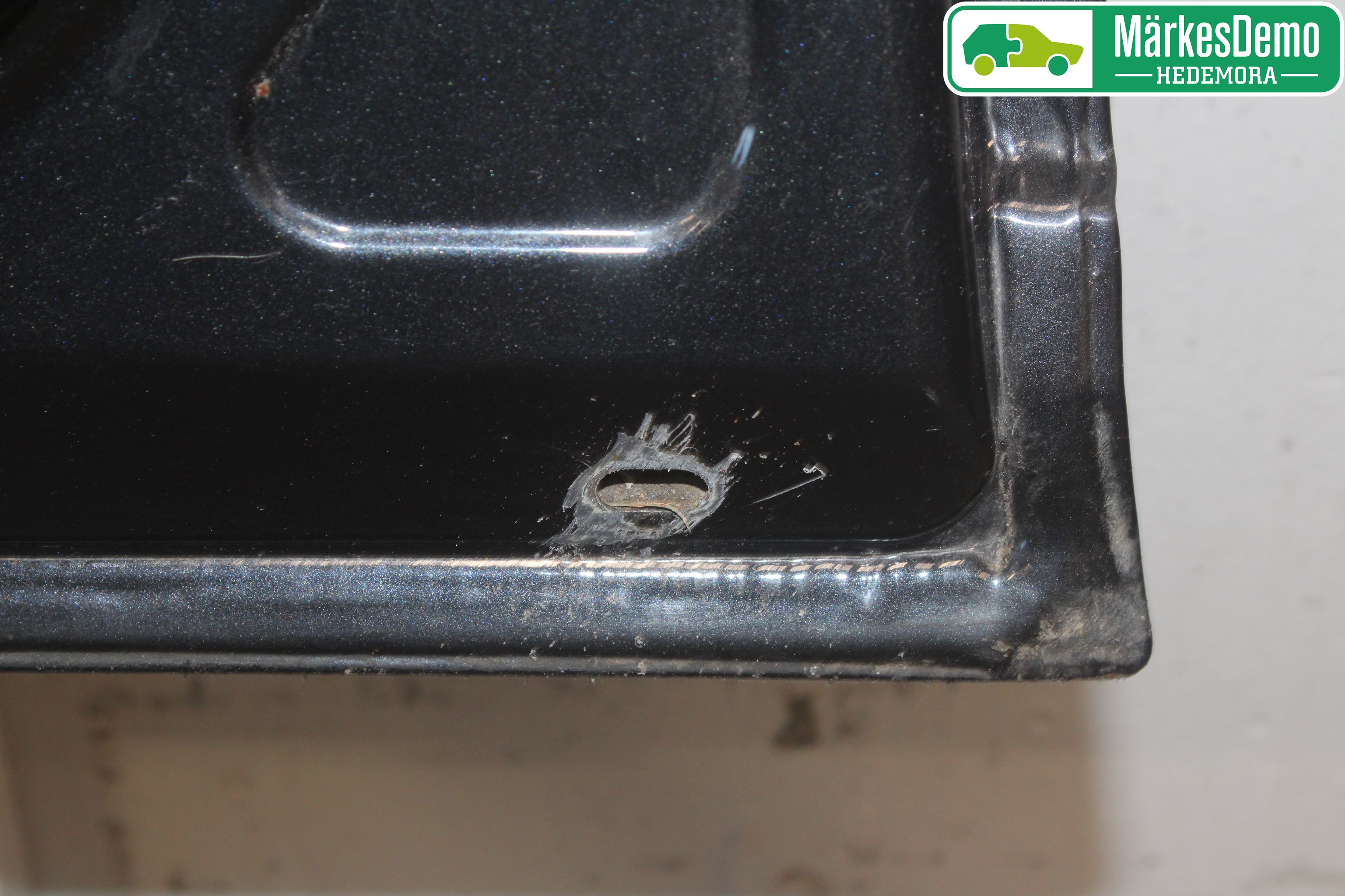 Volvo S60 01-04 Dörr Fram Höger