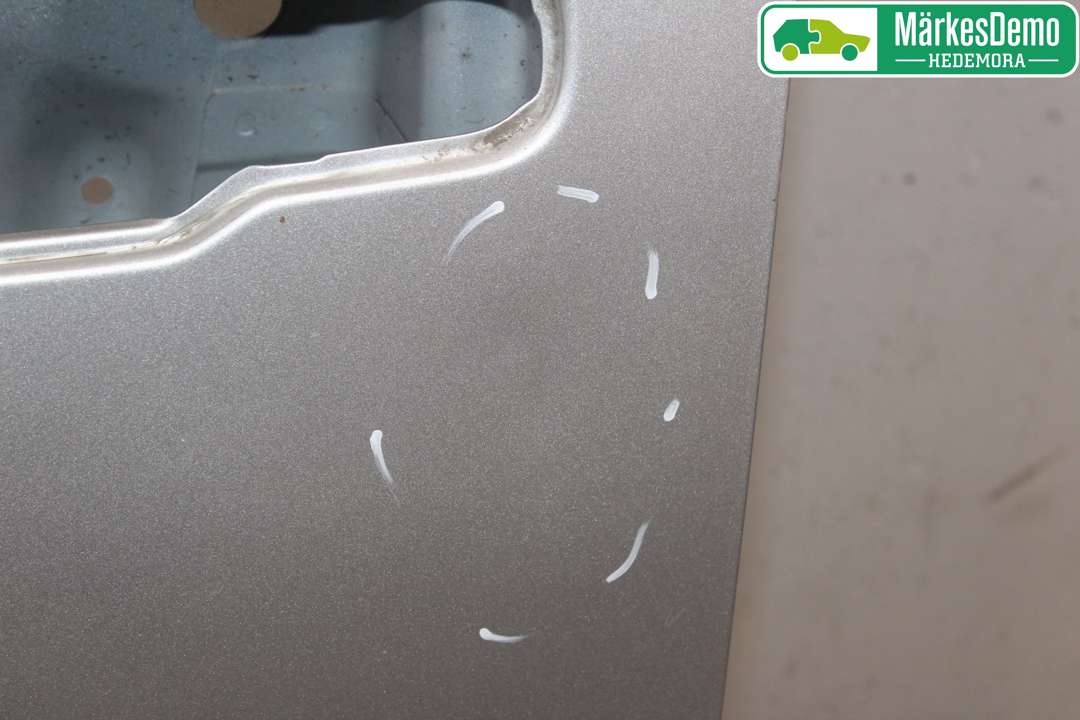 Kia SORENTO 03-09 Dörr Fram Vänster