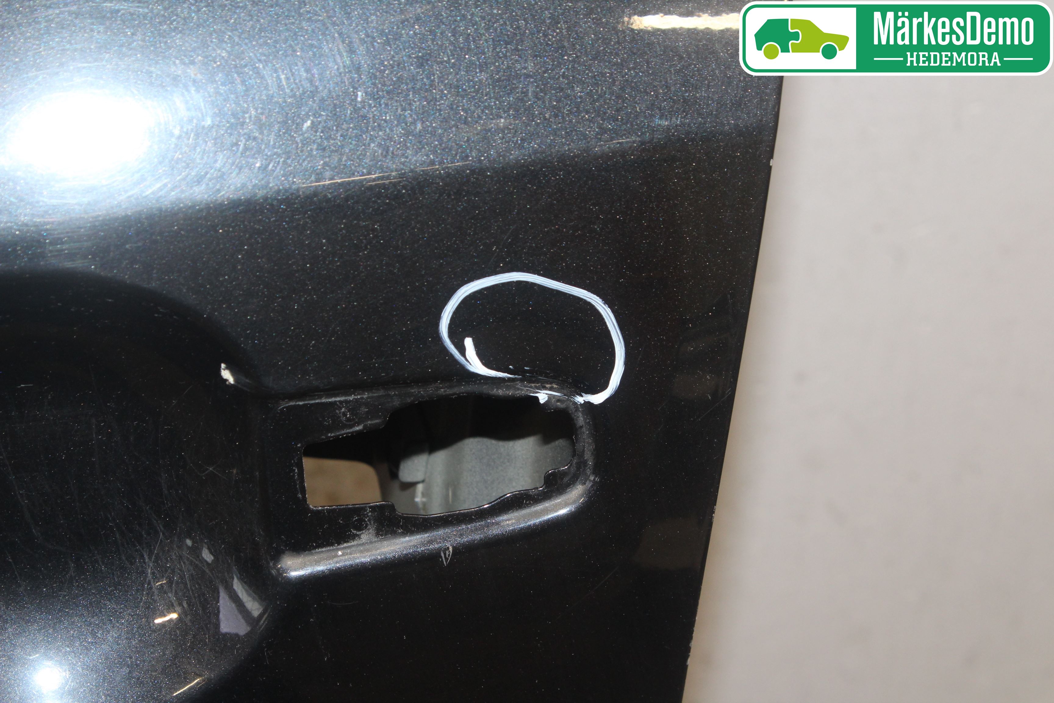 Suzuki SX4 10-13 Dörr Fram Vänster