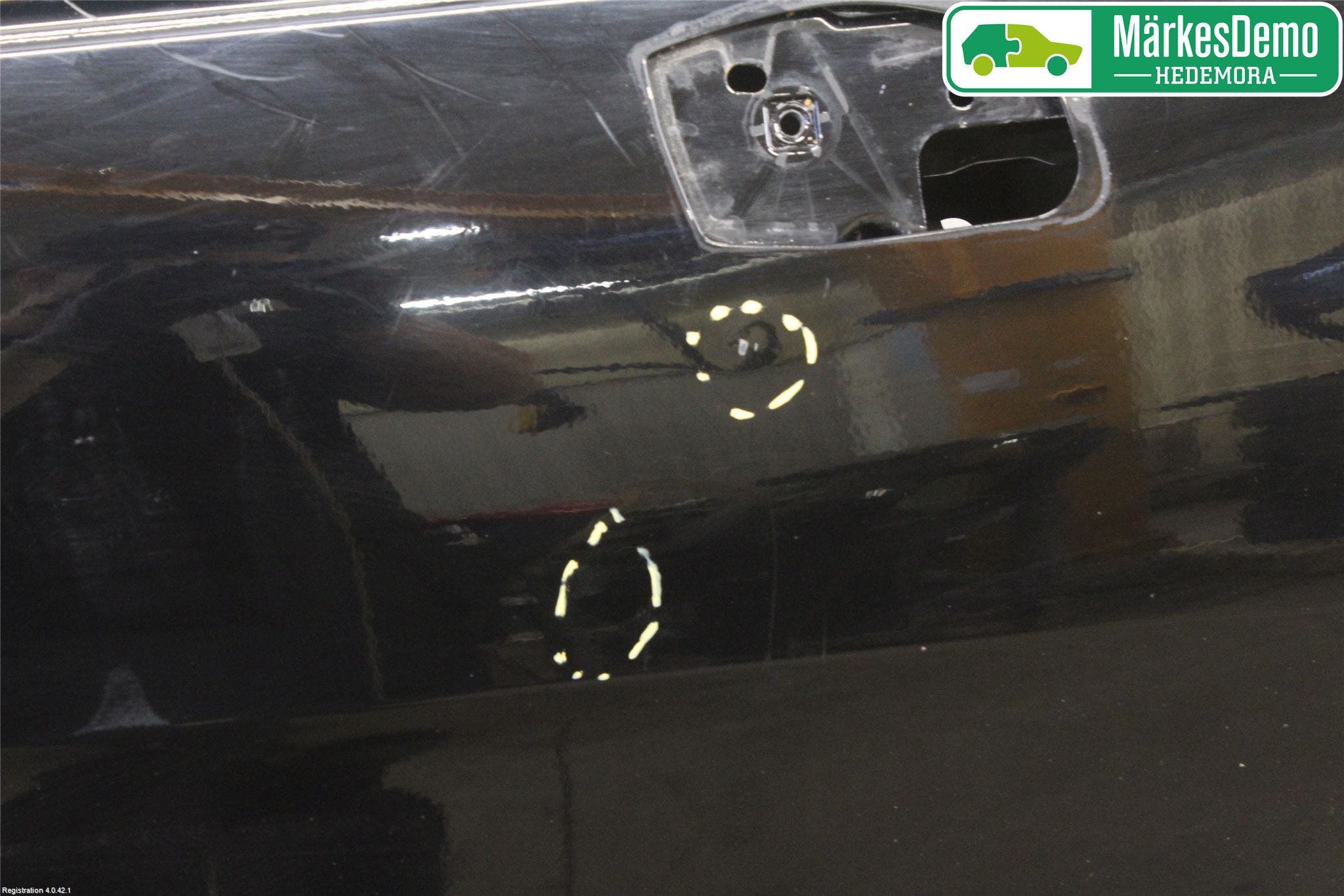 Peugeot 308 08-13 Dörr Fram Höger