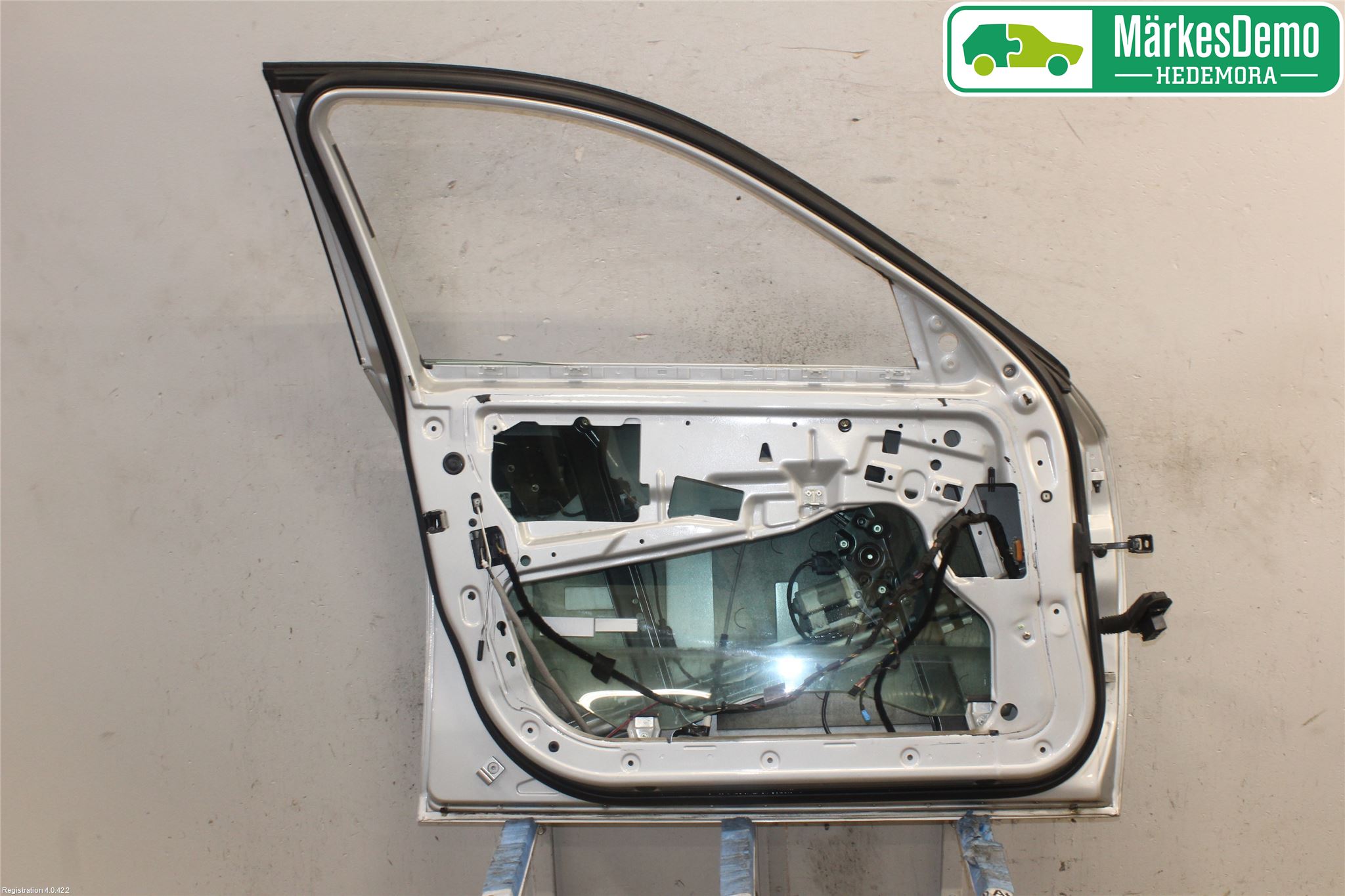 BMW 5 E60/61 Sed/Tou 02-10 Dörr Fram Vänster