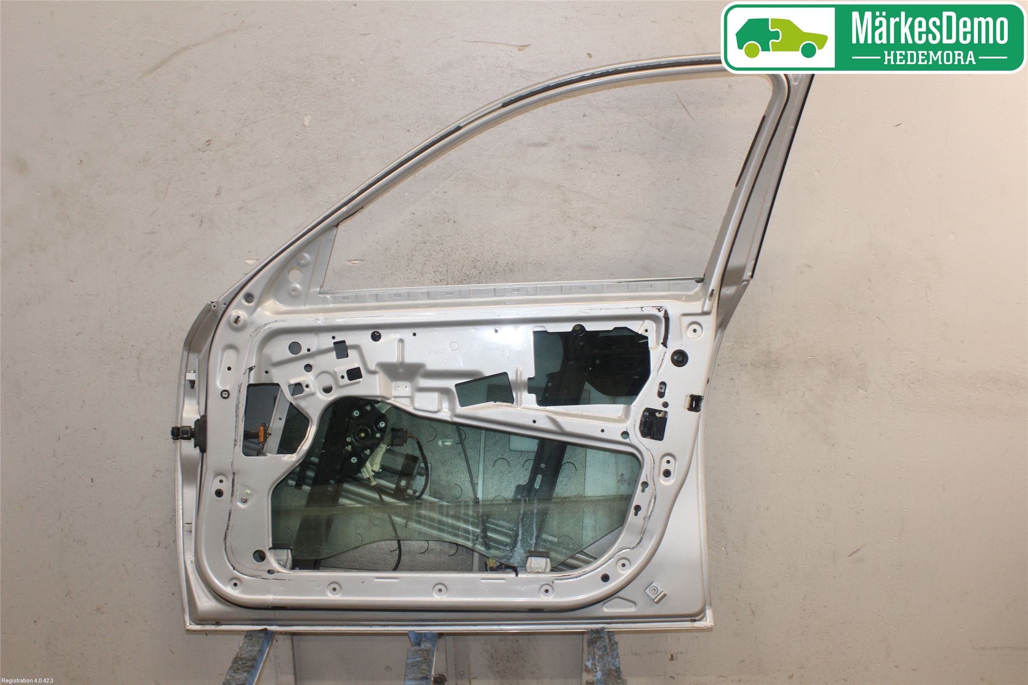 BMW 5 E60/61 Sed/Tou 02-10 Dörr Fram Höger