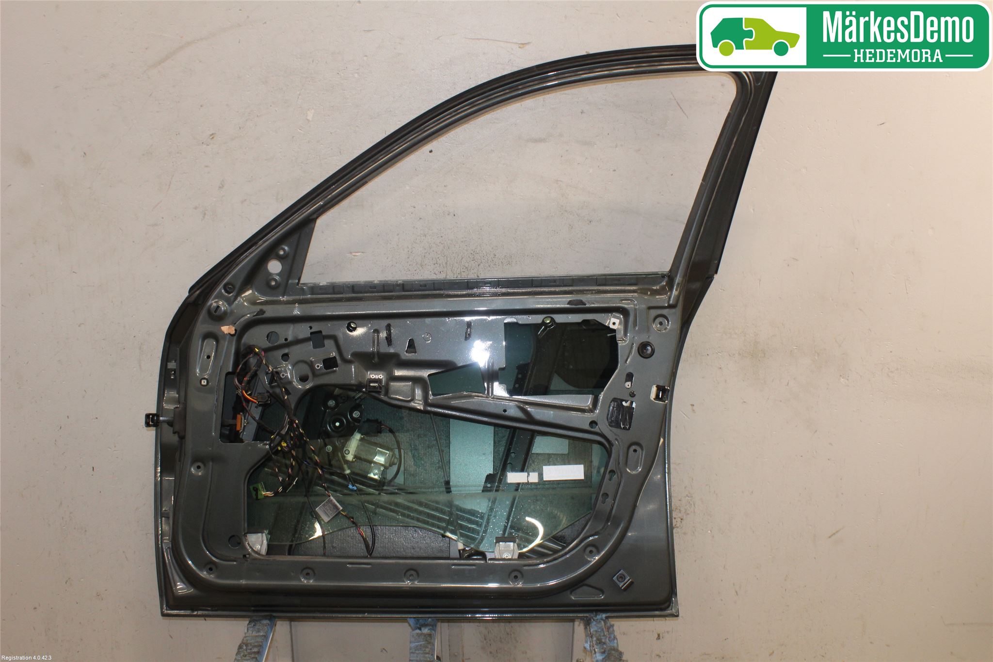 BMW 5 E60/61 Sed/Tou 02-10 Dörr Fram Höger