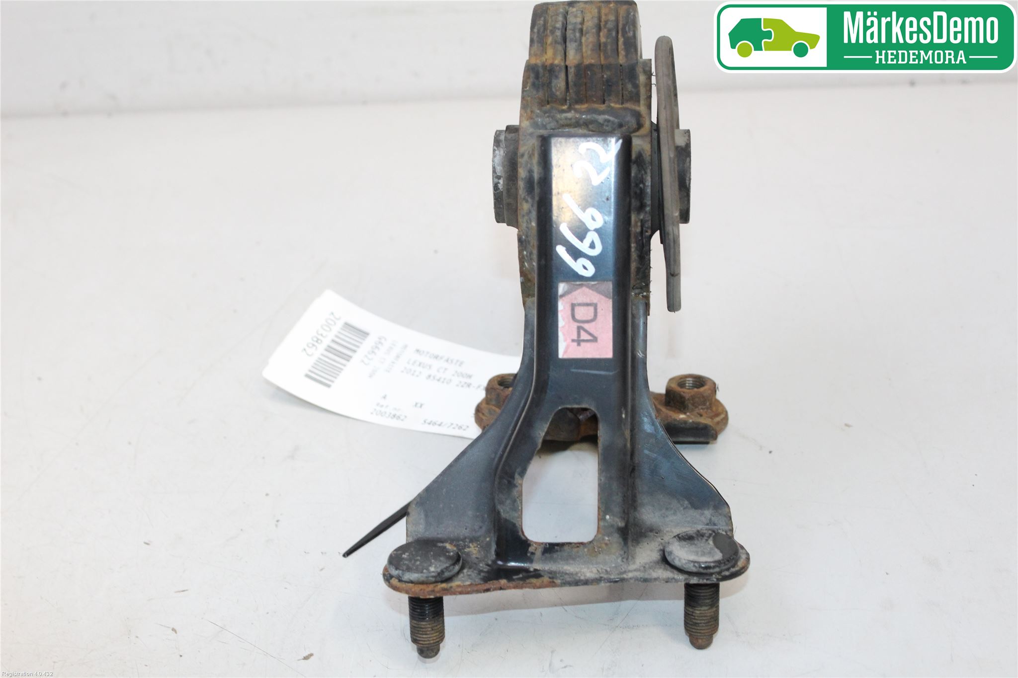 Lexus CT 200h Motorfäste