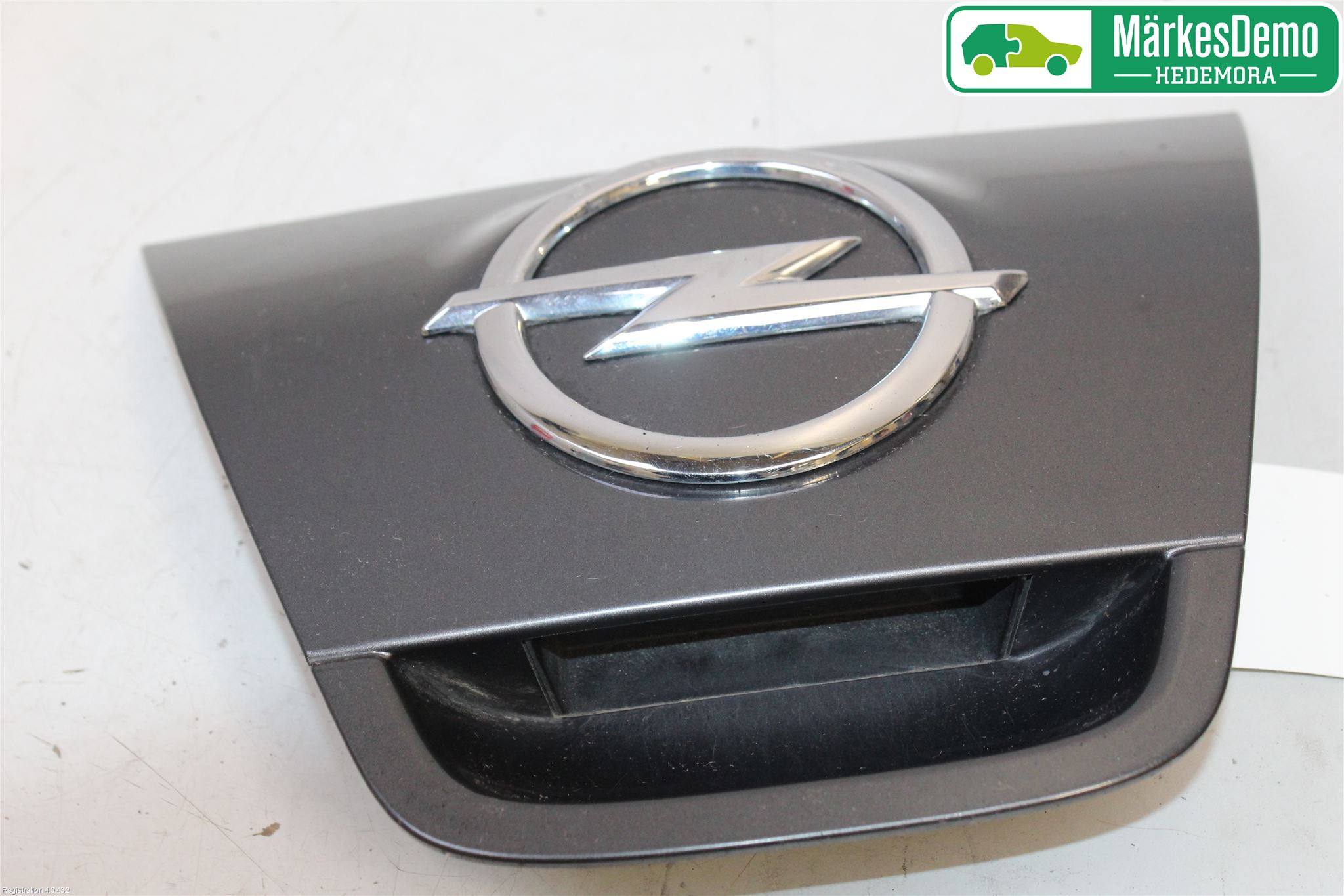 Opel ASTRA J 10-15 Bakluckehandtag