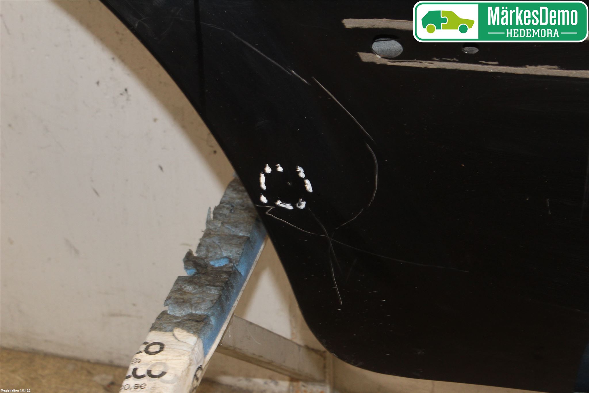 Ford FOCUS     04-07 Dörr Bak Höger