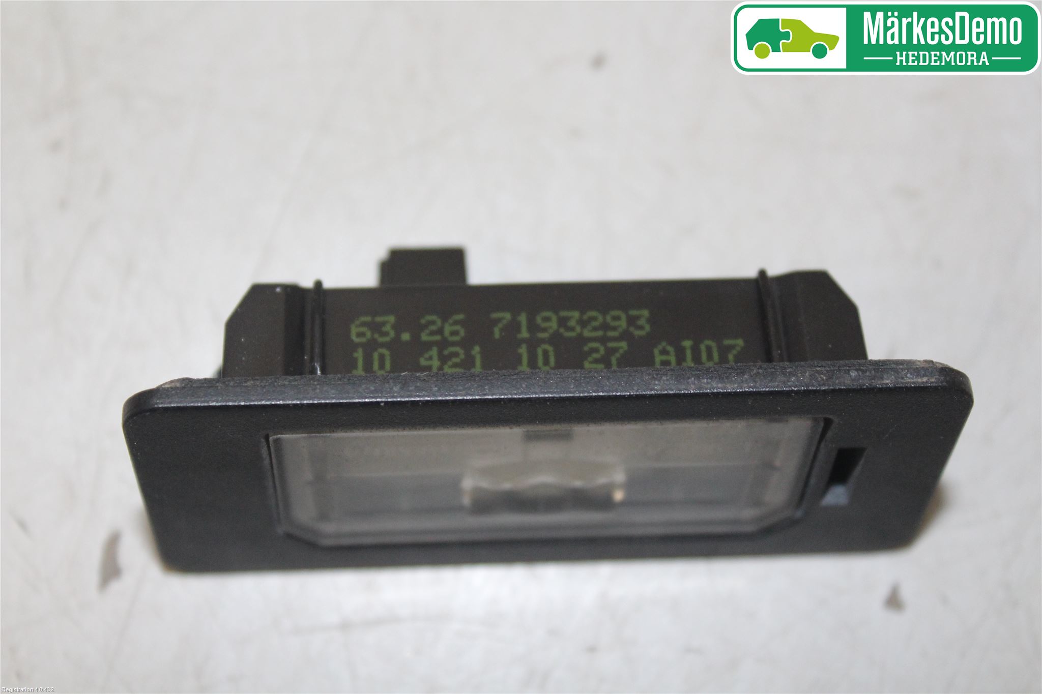 BMW 3 E90/91 SED/TOU 05-12 Skylt Belysning