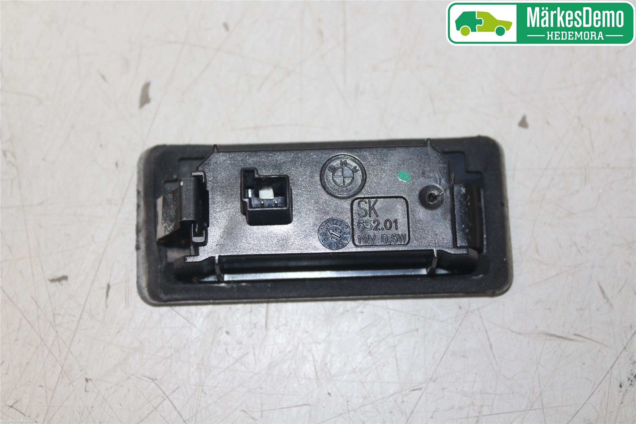 BMW 3 E90/91 SED/TOU 05-12 Skylt Belysning