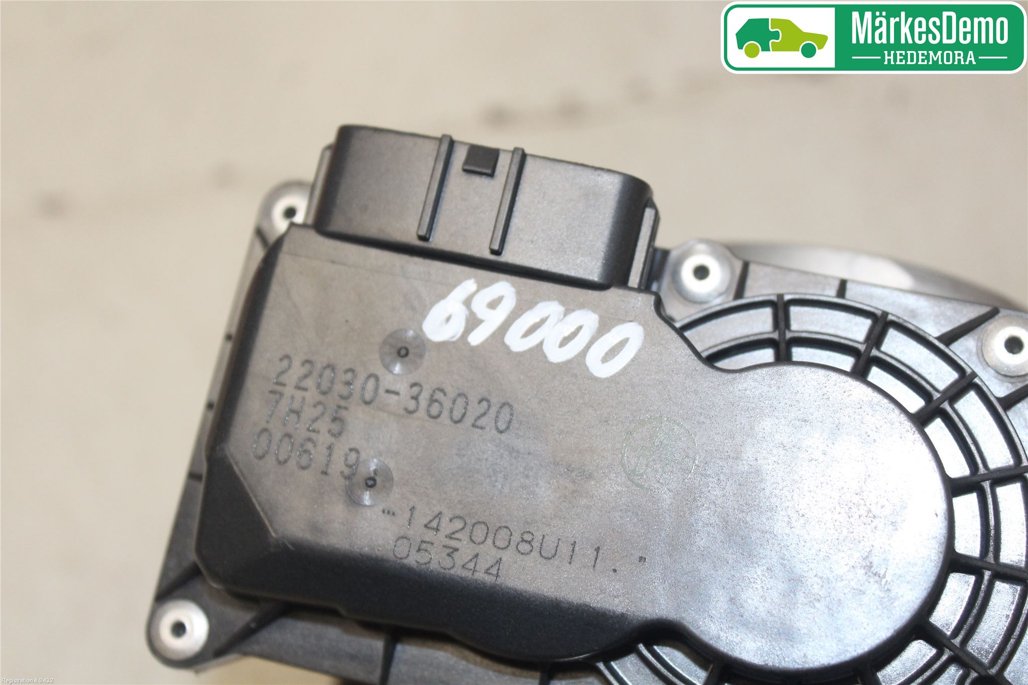 Toyota RAV4 13-18 Injspjällhus