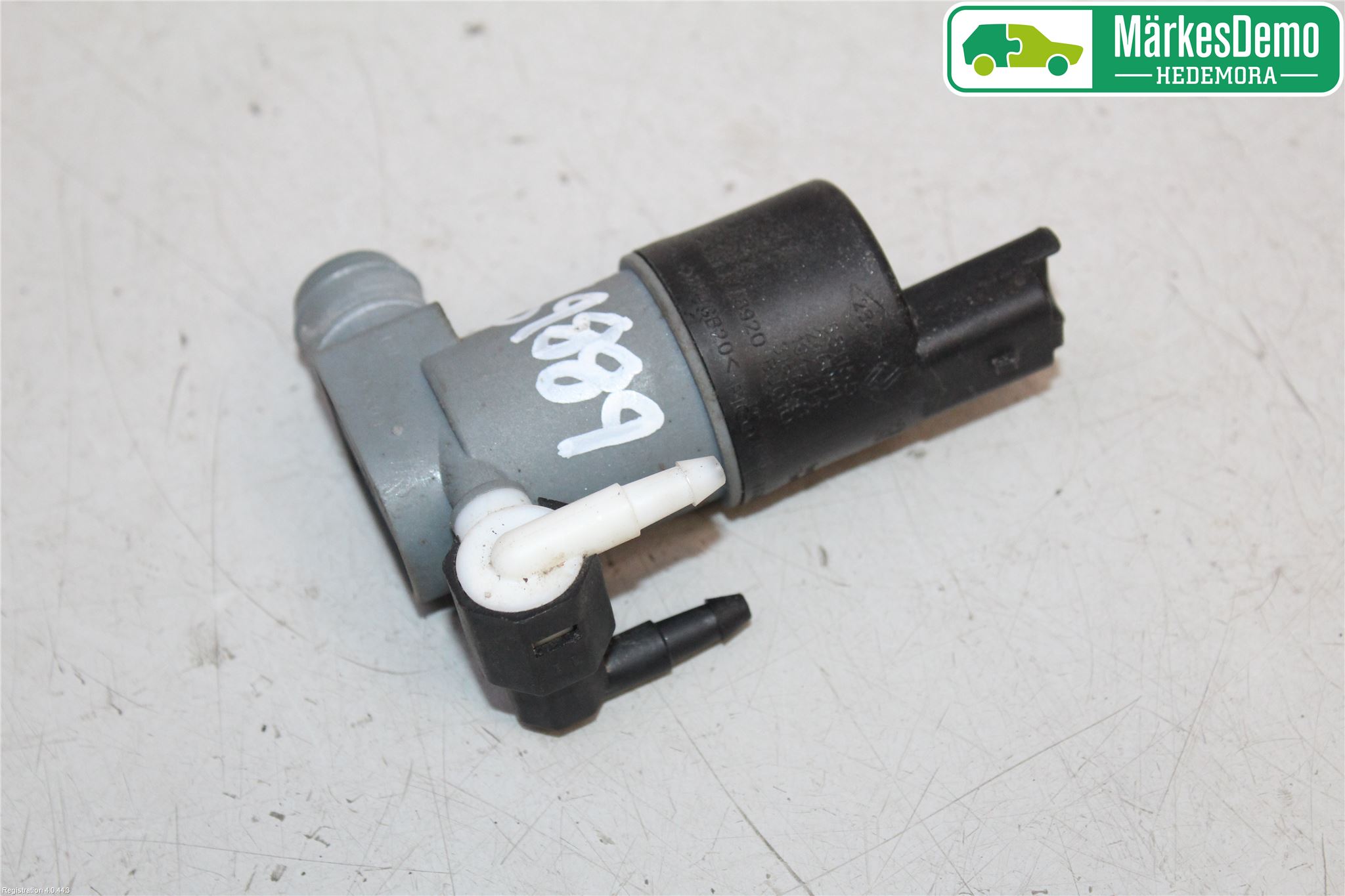 Dacia DUSTER 10-17 Spolarpump Vindruta