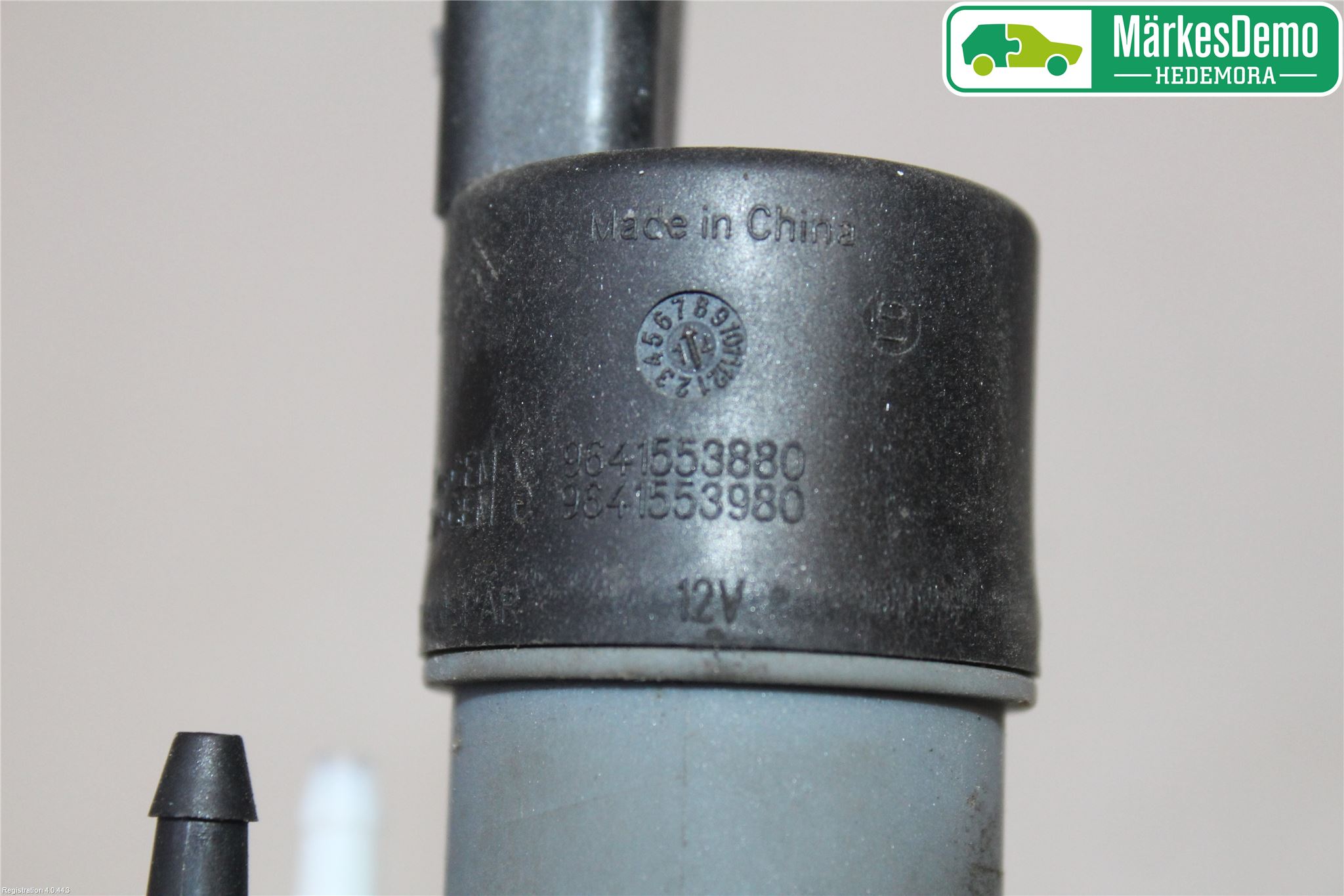 Dacia DUSTER 10-17 Spolarpump Vindruta