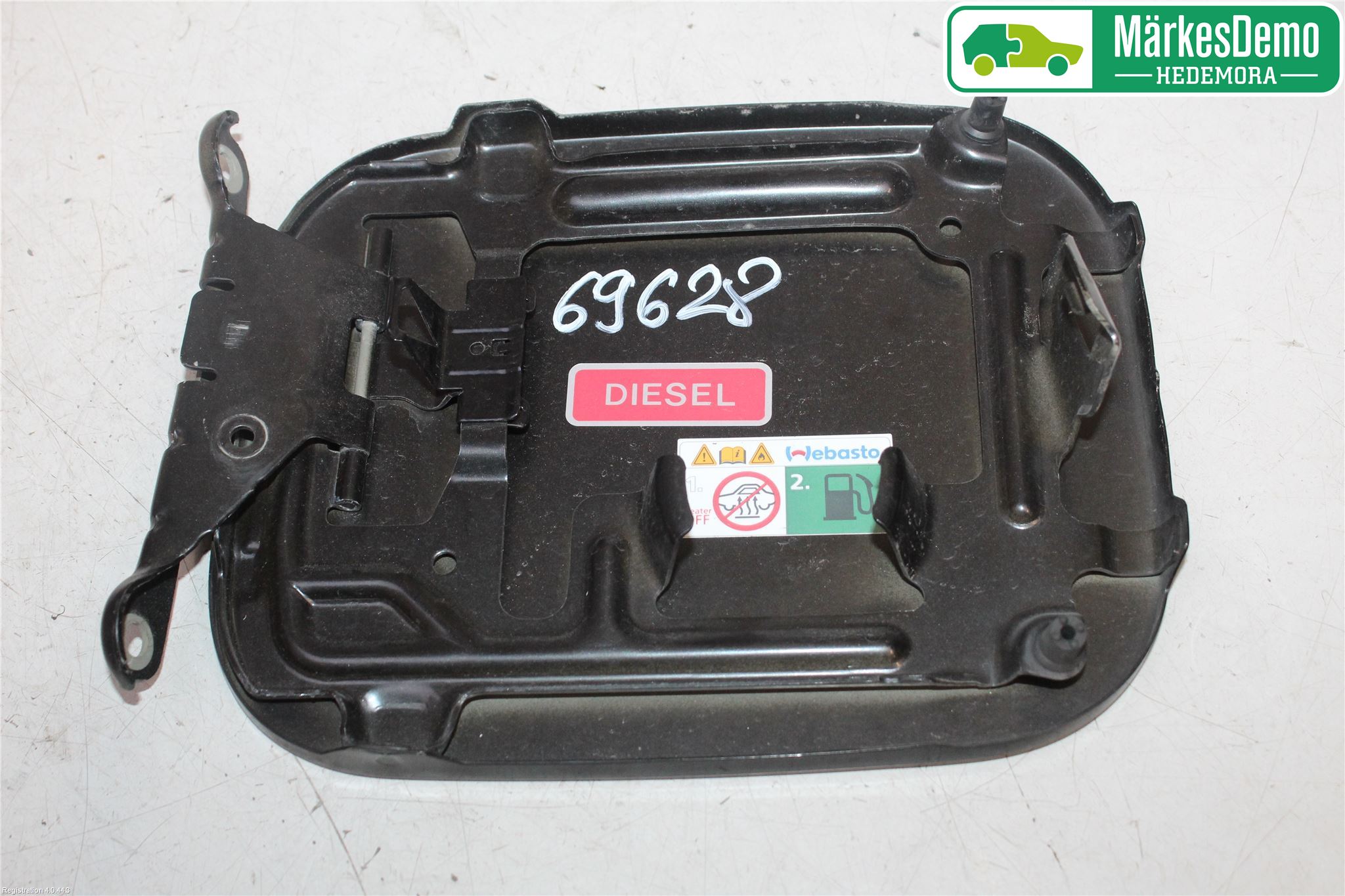 Nissan QASHQAI 14-17 Tanklucka