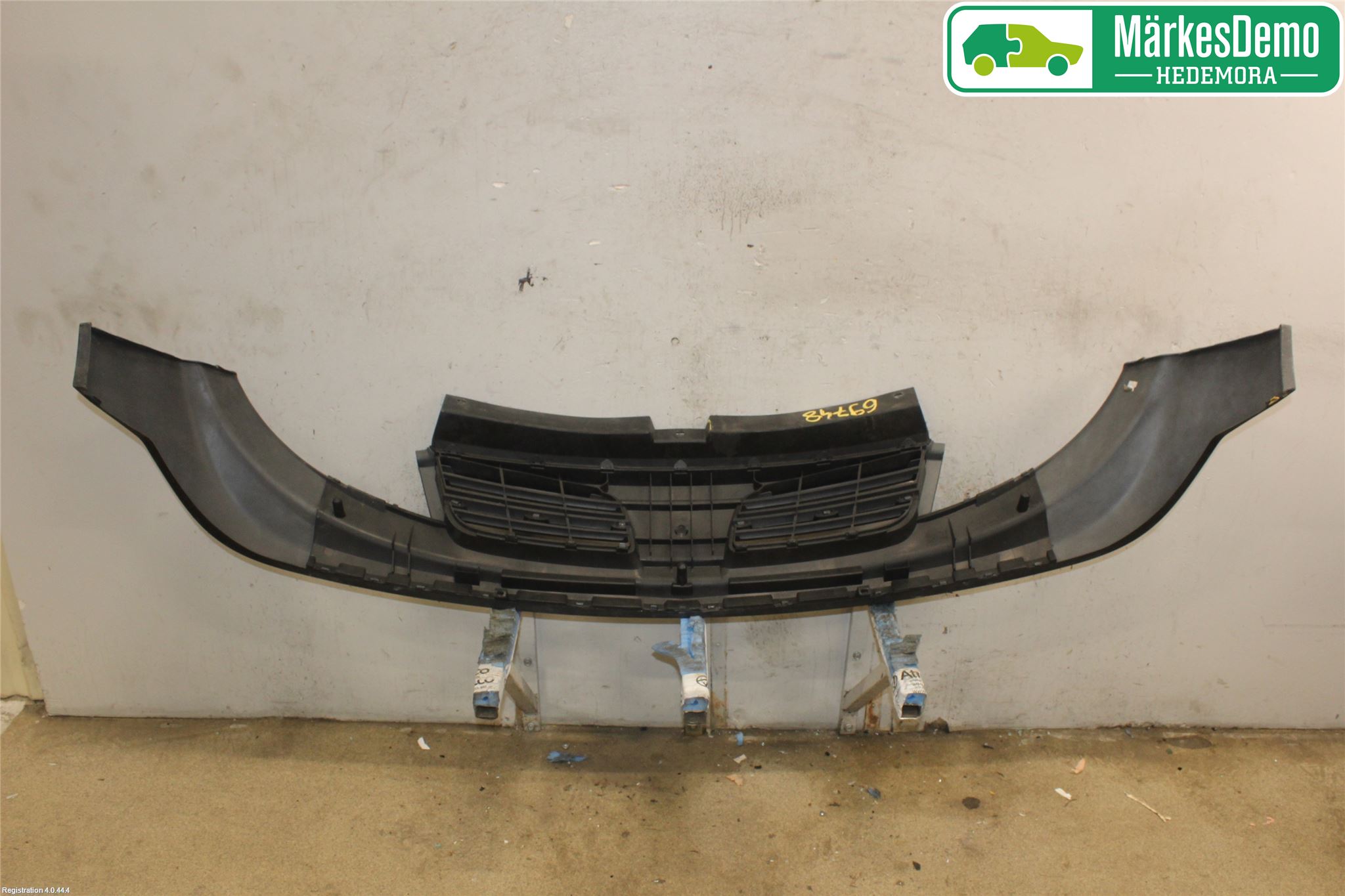 Nissan PRIMASTAR Grill Komp