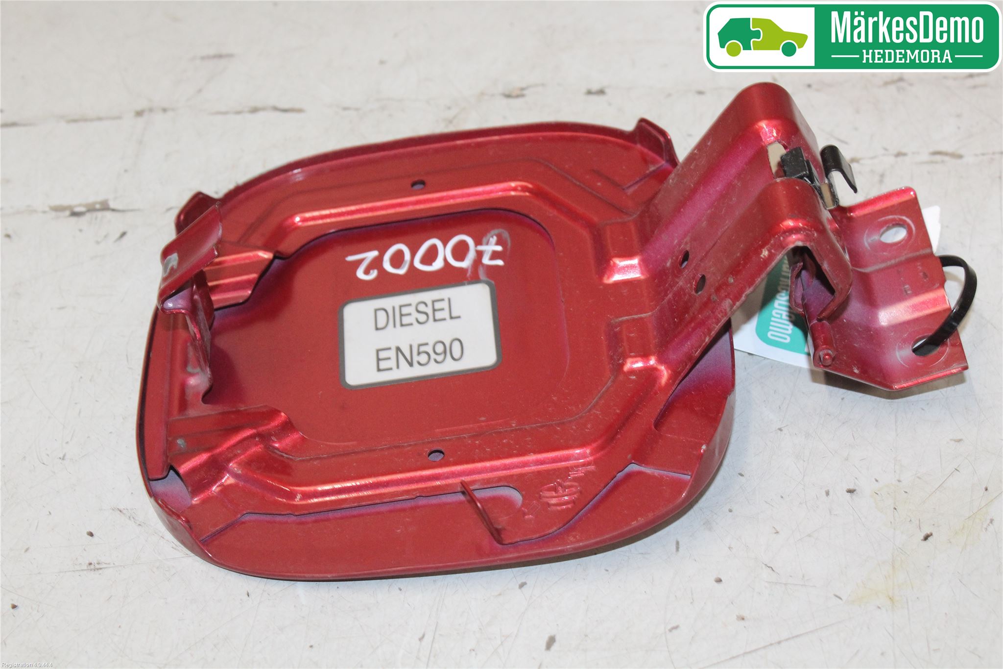 Mitsubishi OUTLANDER 13-21 Tanklucka