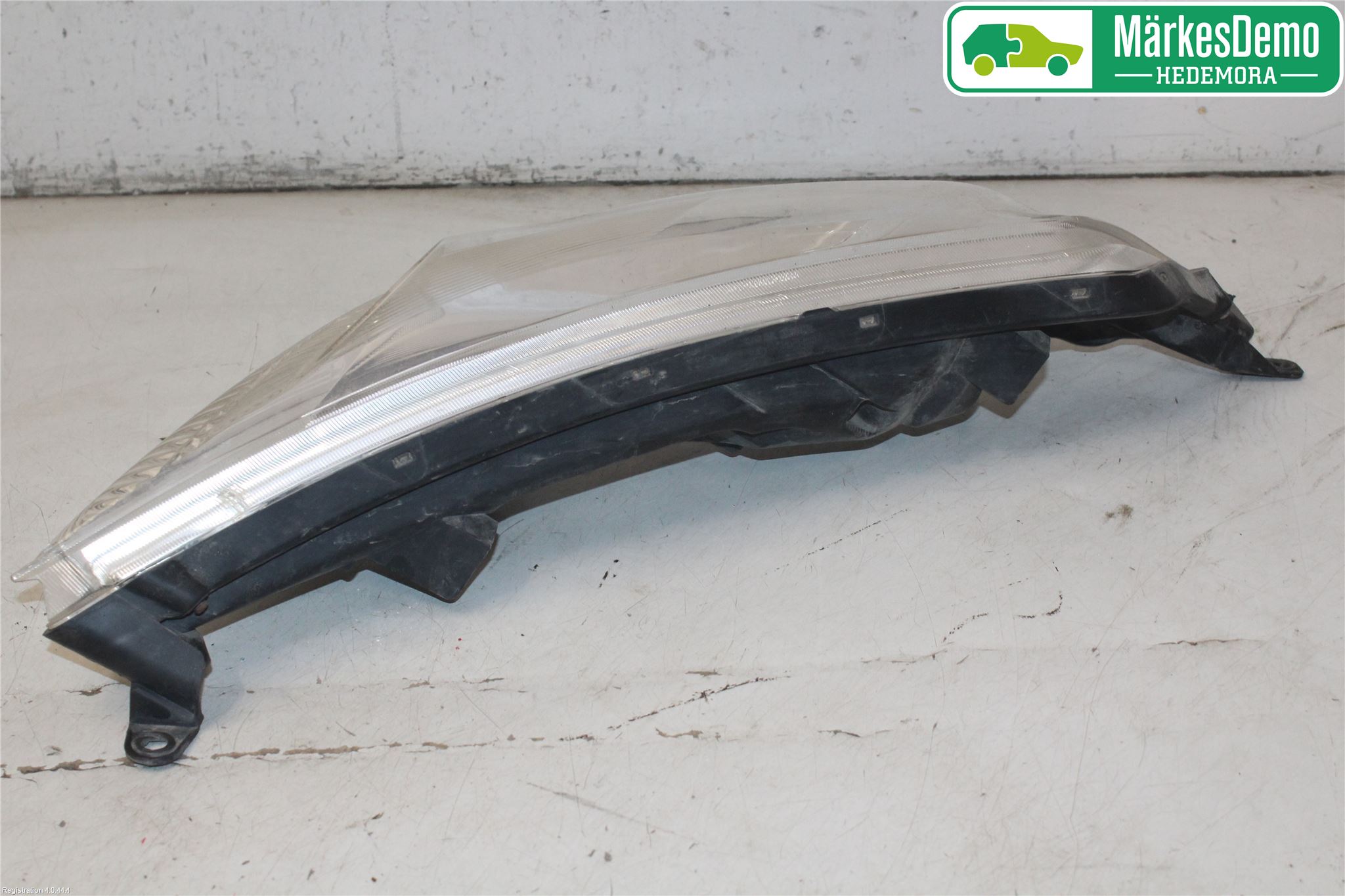 Nissan JUKE 10-14 Positionsljus Fram Hö