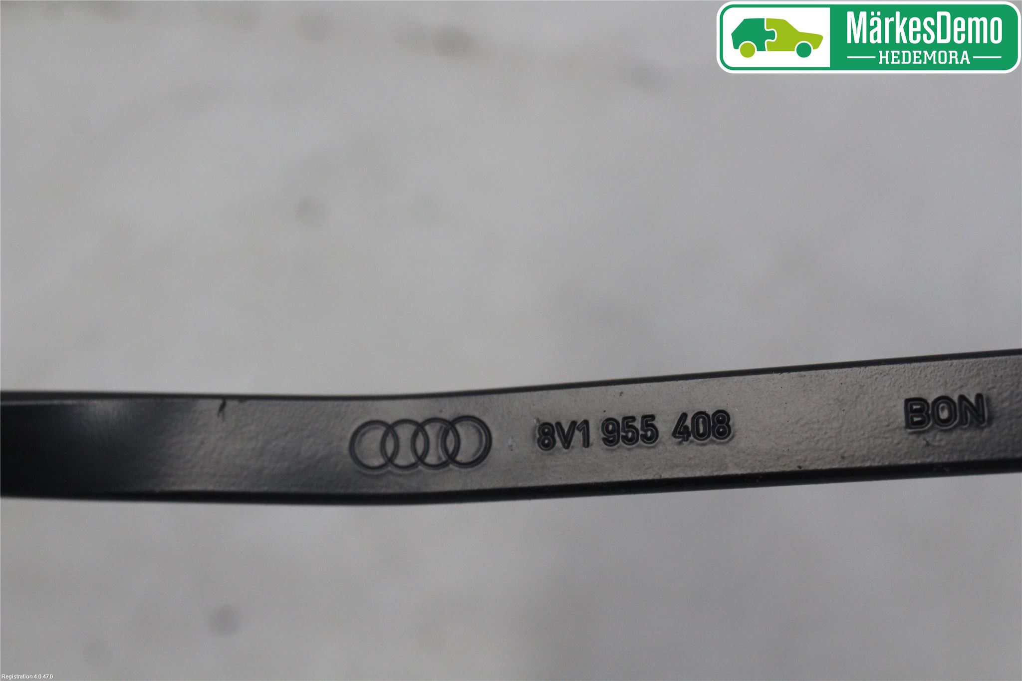 Audi A3/S3 8V 13-20 Torkararm Armar Vindruta