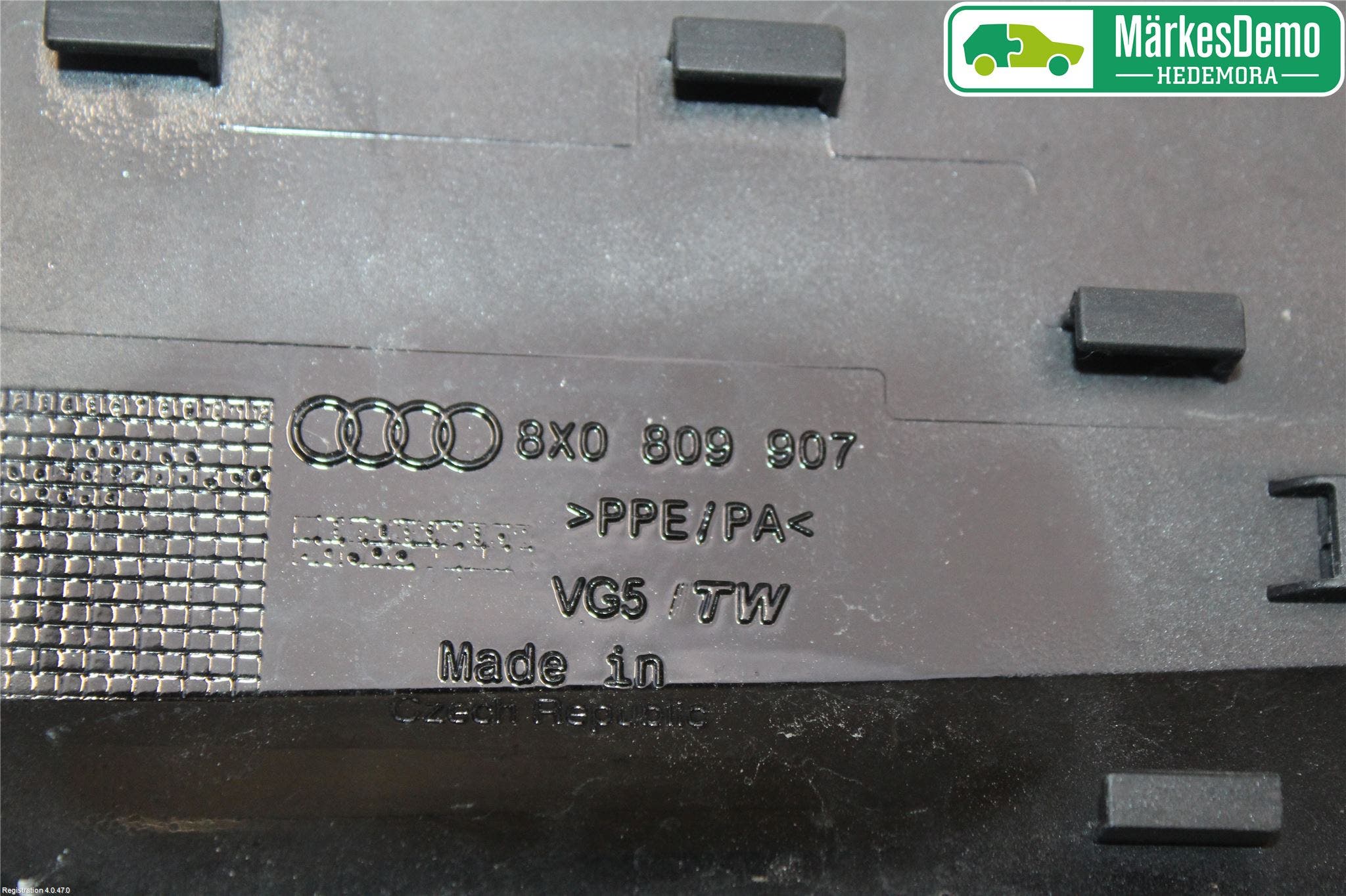 Audi A1/S1 11-18 Tanklucka