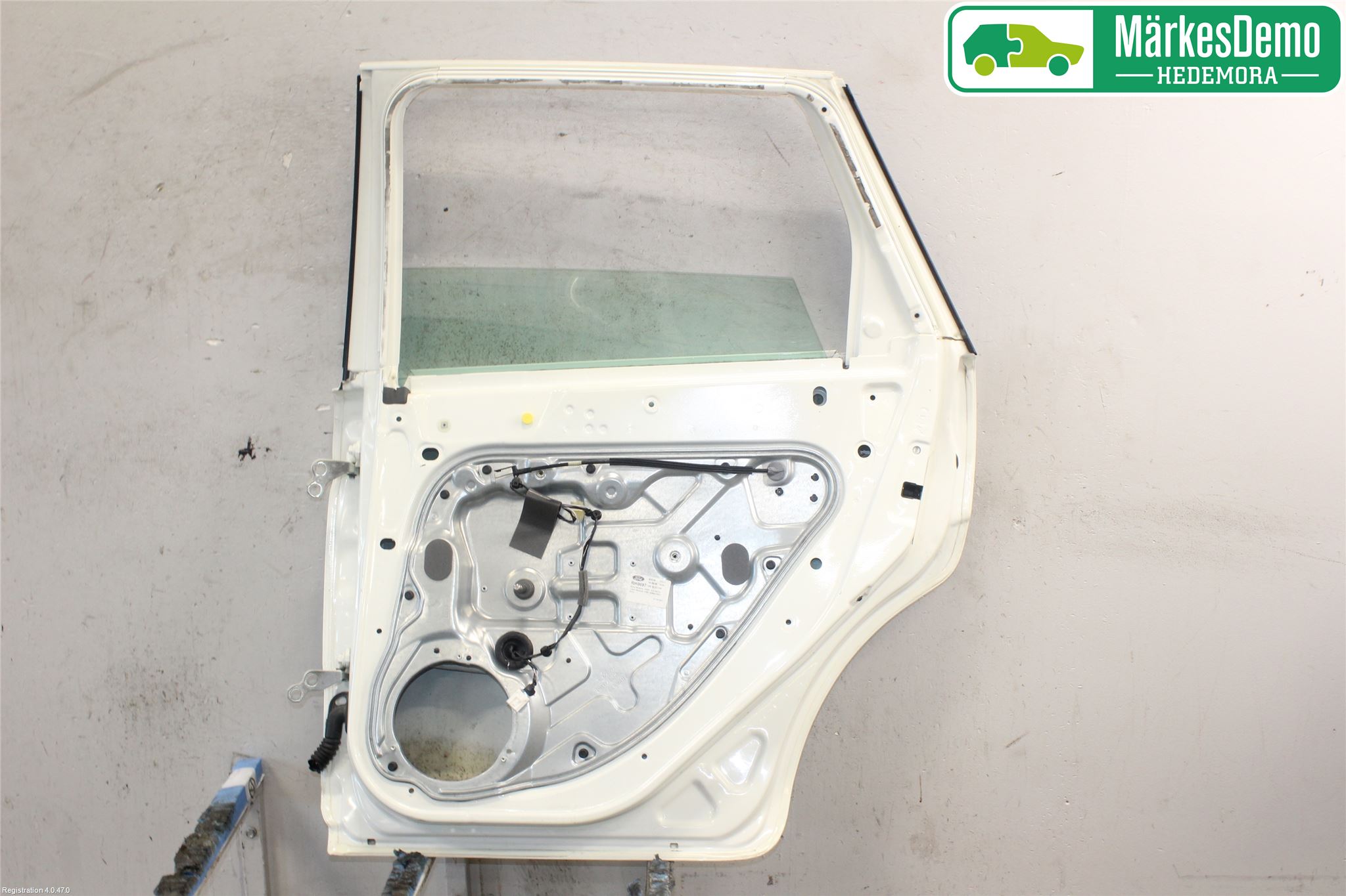 Ford FOCUS     04-07 Dörr Bak Höger