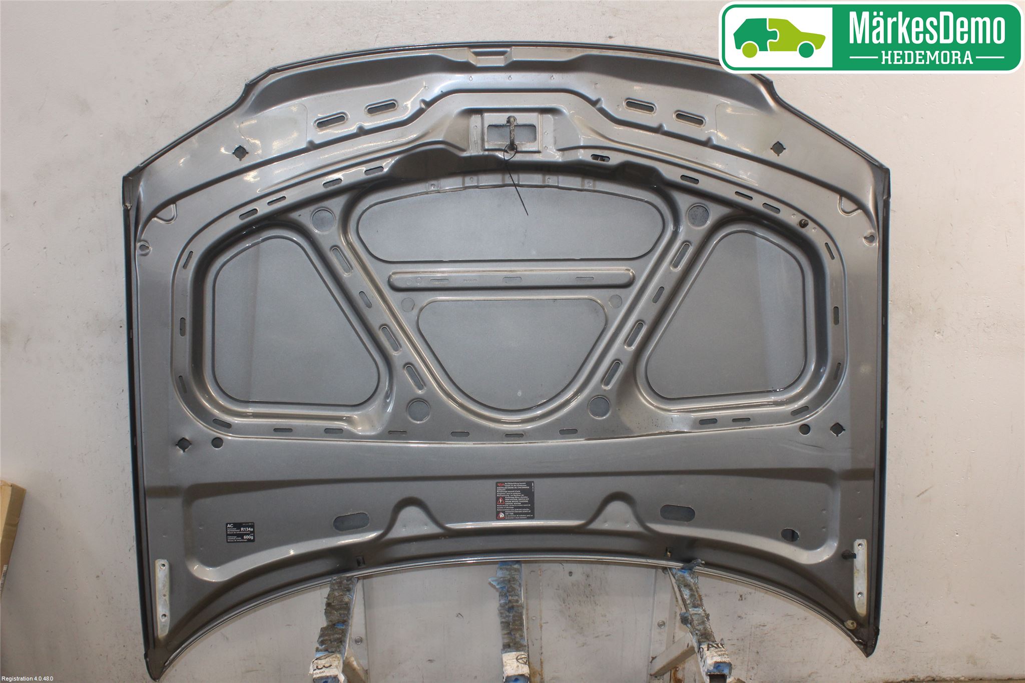 Volkswagen VW PASSAT 01-05 Huv Fram