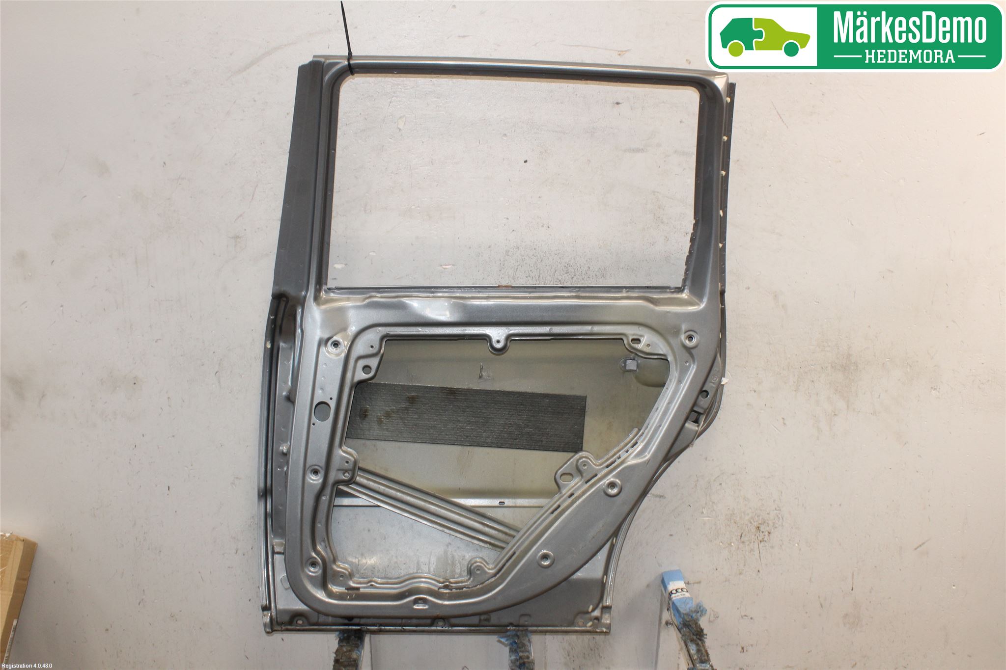 Volkswagen VW PASSAT 01-05 Dörr Bak Höger