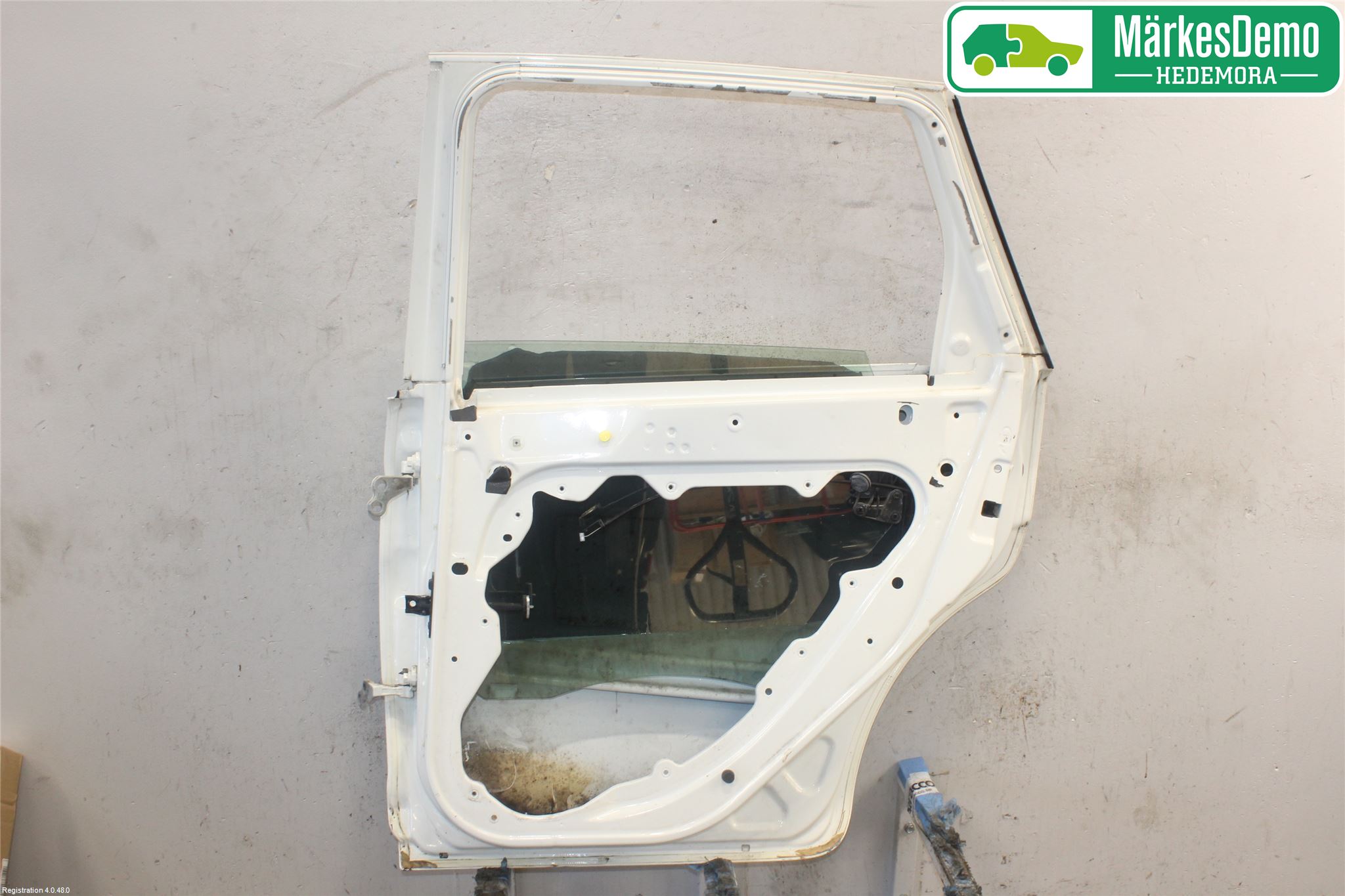 Ford FOCUS     04-07 Dörr Bak Höger