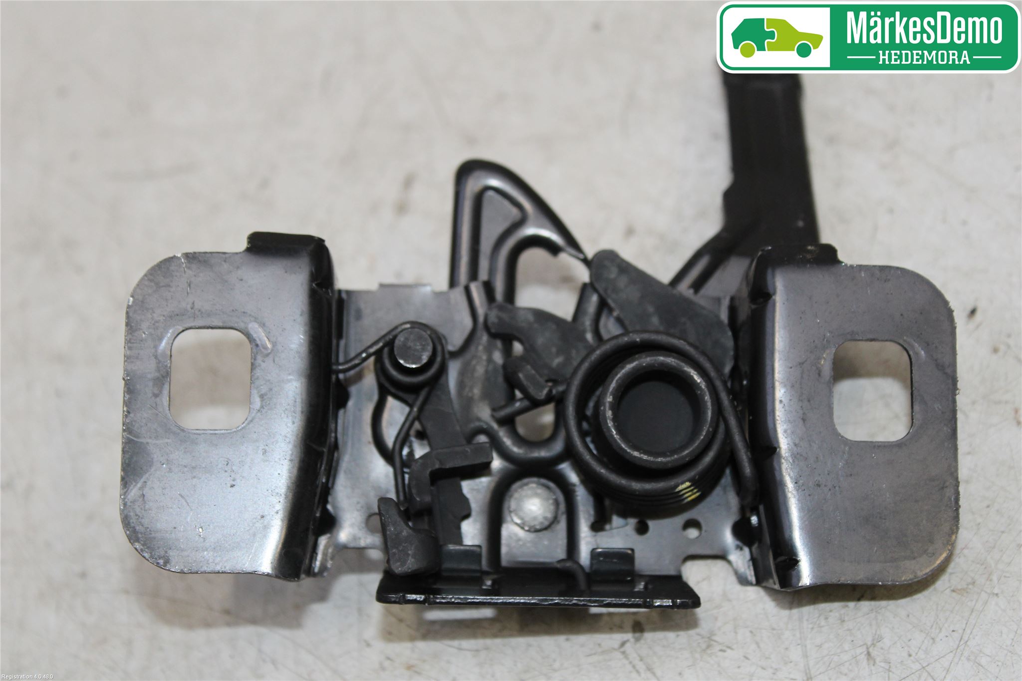 Opel INSIGNIA 09-16 Huv Spärr