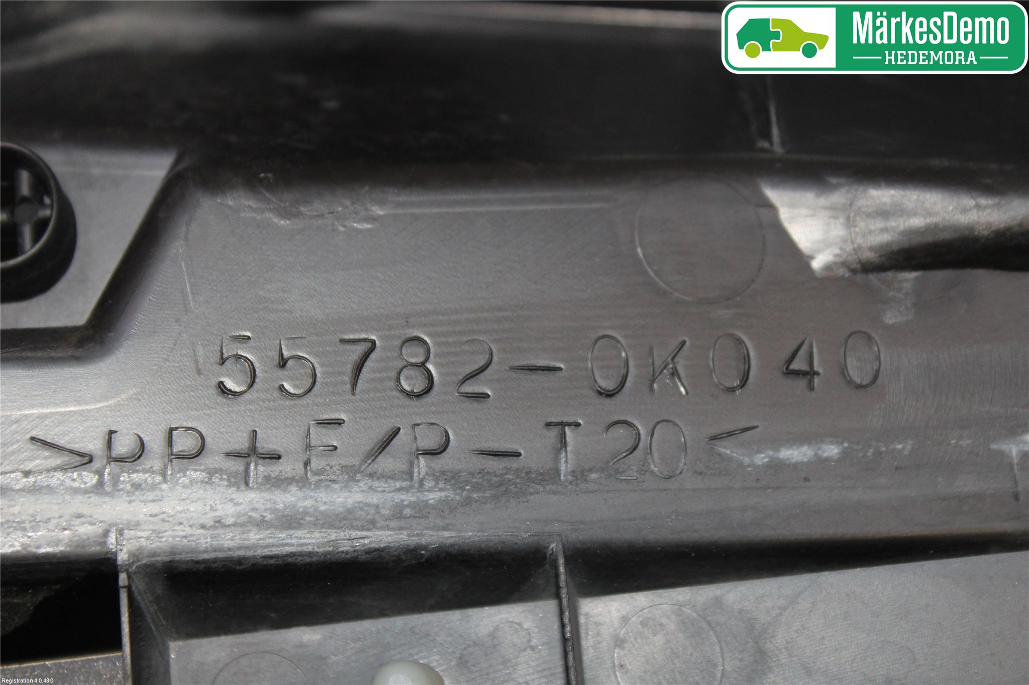 Toyota HILUX 05-16 Torpedplåt-Torpedplast