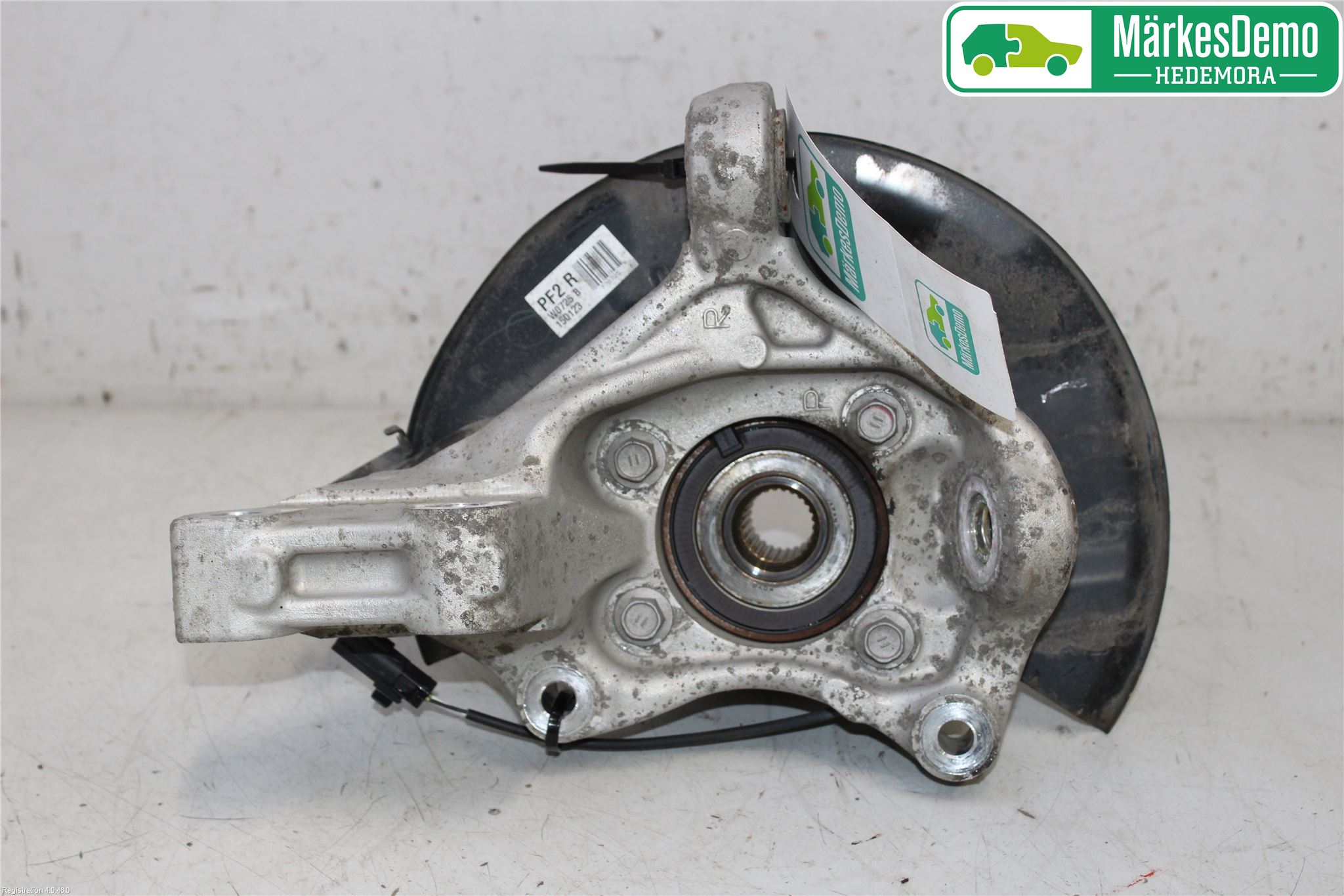 Toyota PRIUS ZVW30 09-20 Styrspindel Lagerhus Hö