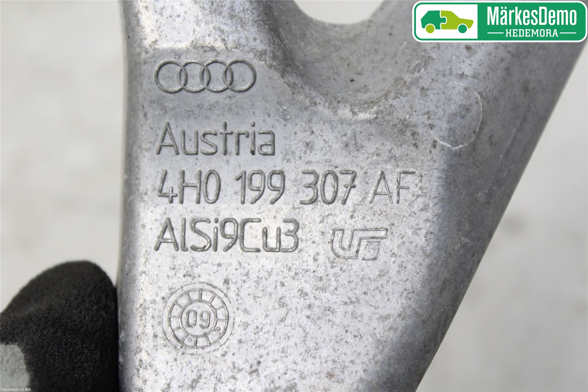 Audi A8/S8 4H 10-17 Motorfäste