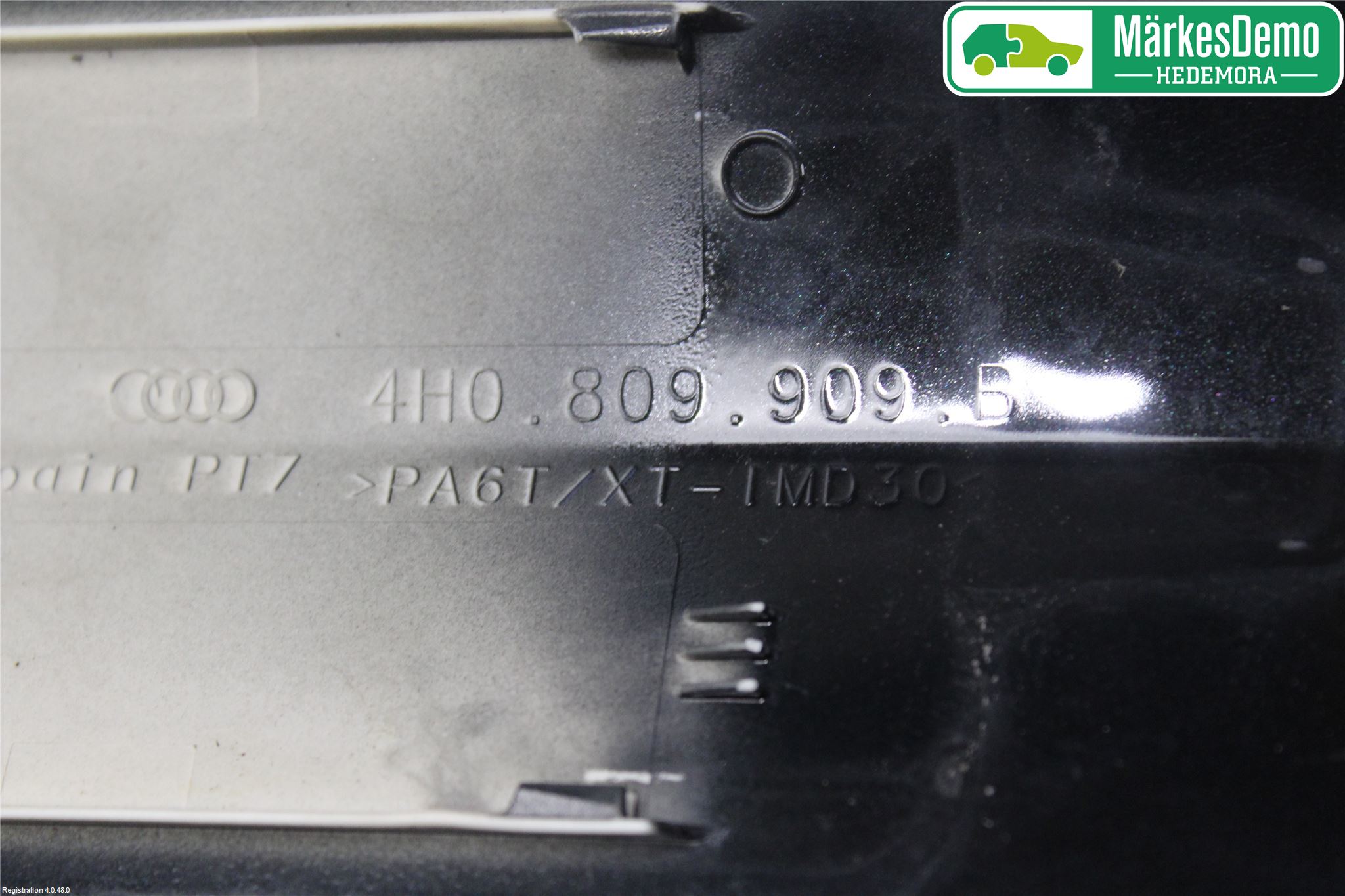 Audi A8/S8 4H 10-17 Tanklucka