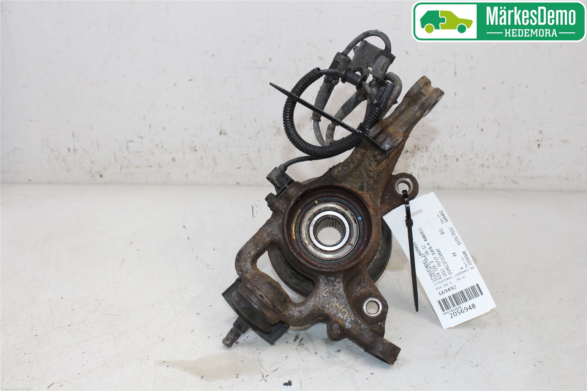 Kia CEED 06-12 Styrspindel Lagerhus Hö