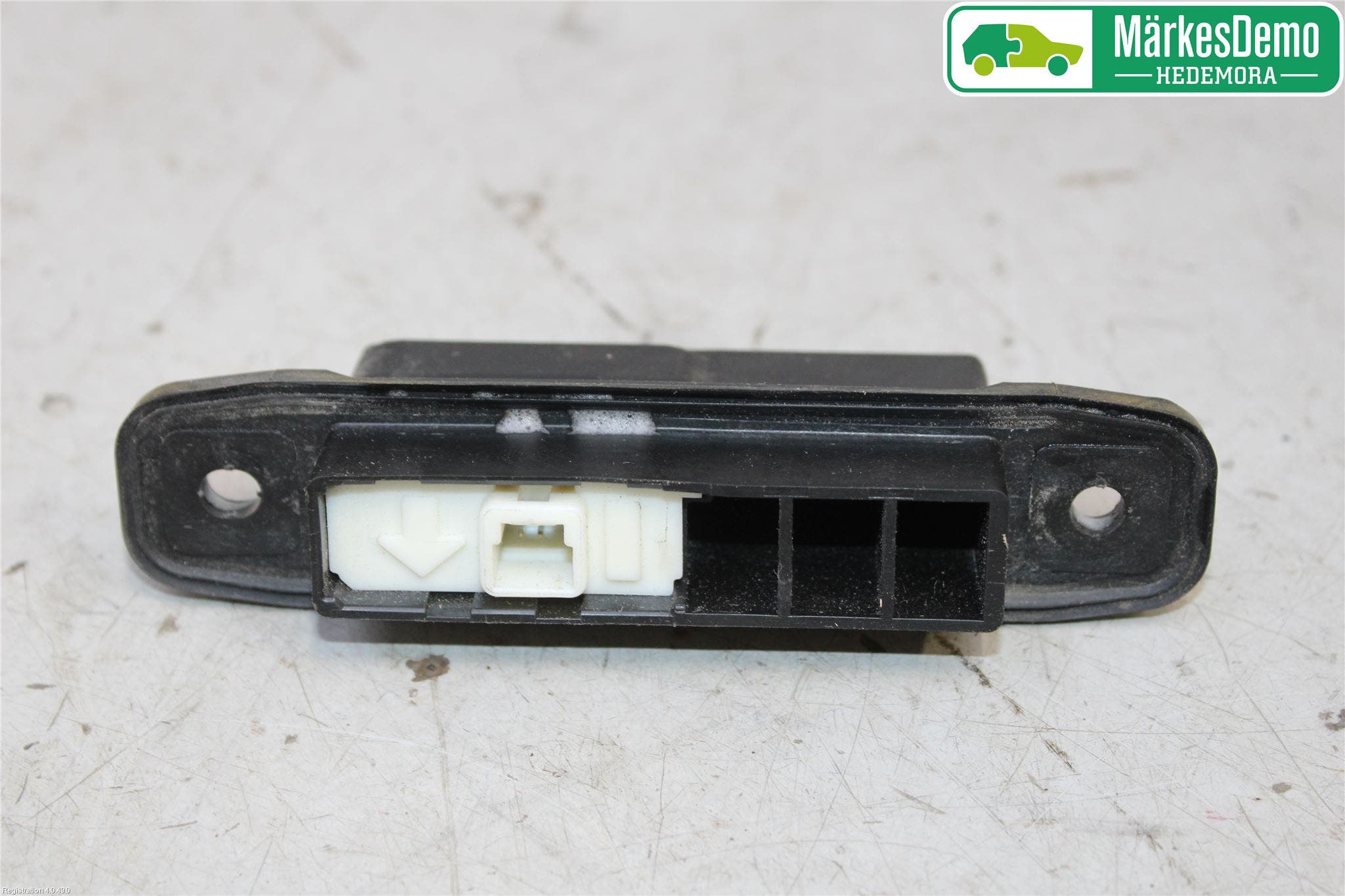 Toyota AVENSIS 09-15 Bakluckehandtag