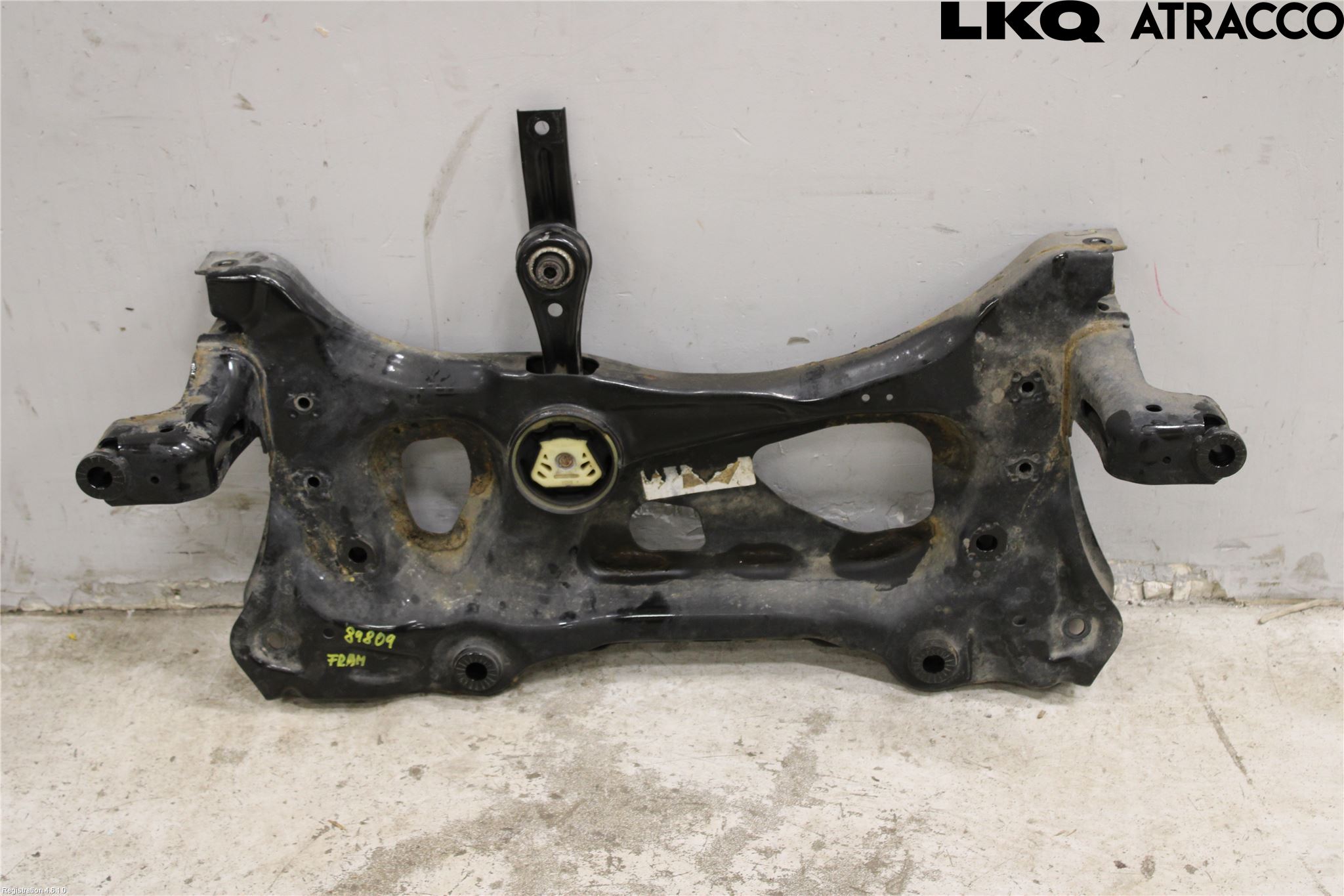 Seat LEON 13-20 Framvagnsbalk