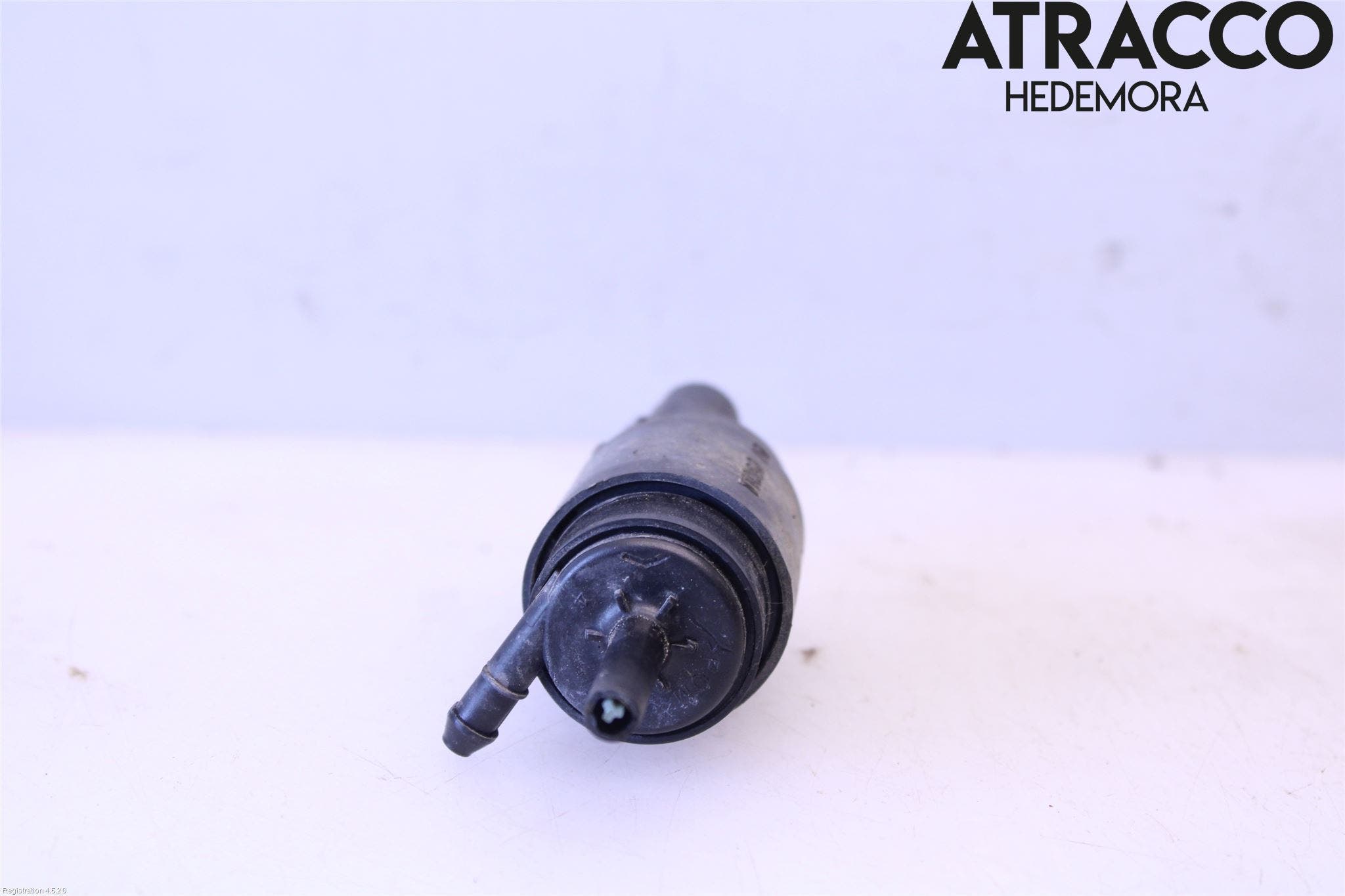 Mercedes-Benz MB VITO/VIANO (W639) 04-14 Spolarpump Vindruta